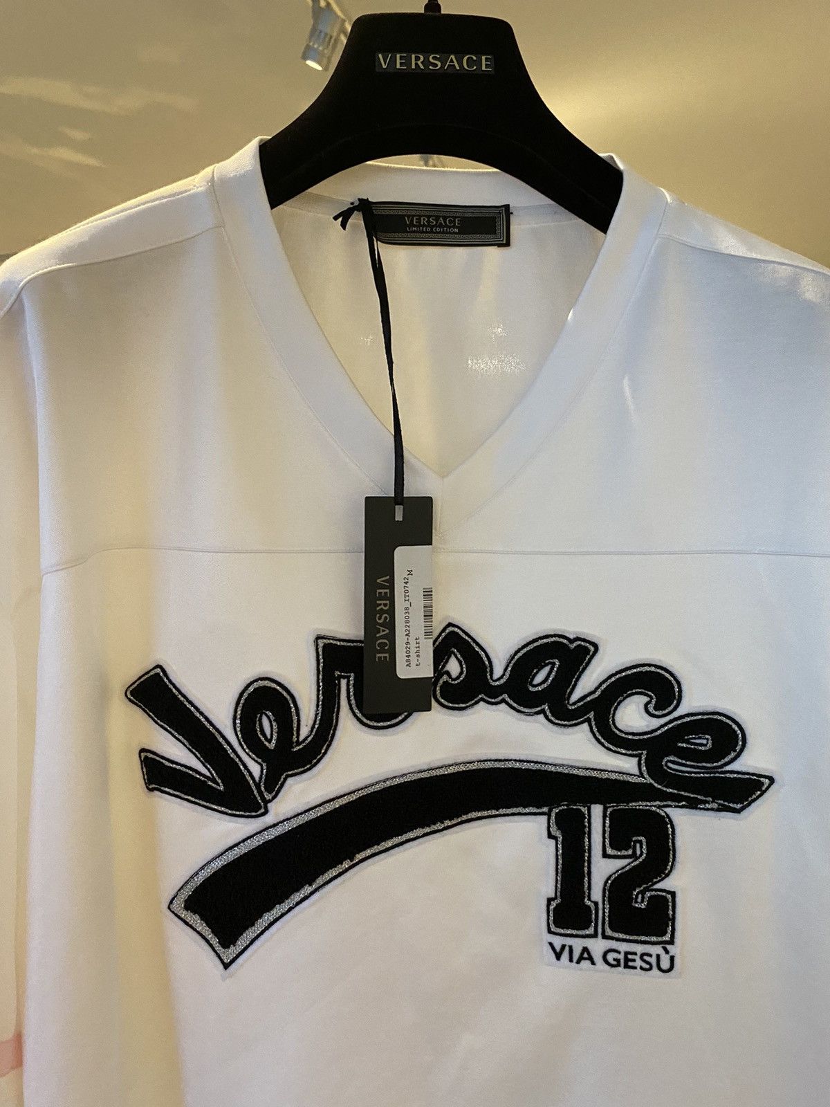 Versace Limited Edition Via Gesu Runway Jersey T-shirt $1,050 New Size US L / EU 52-54 / 3 - 2 Preview