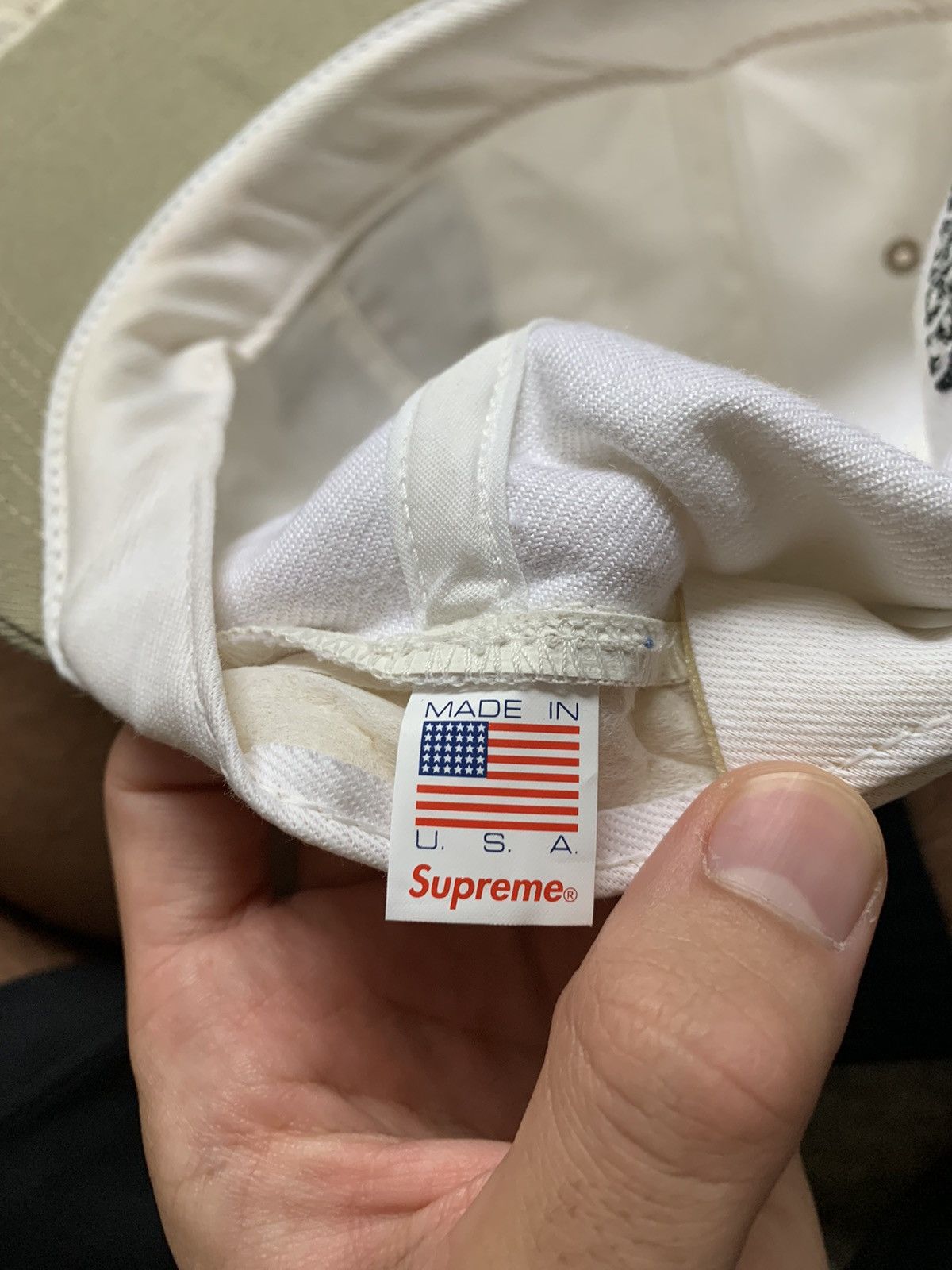 Supreme supreme pledge allegiance to shit hat FW17 | Grailed