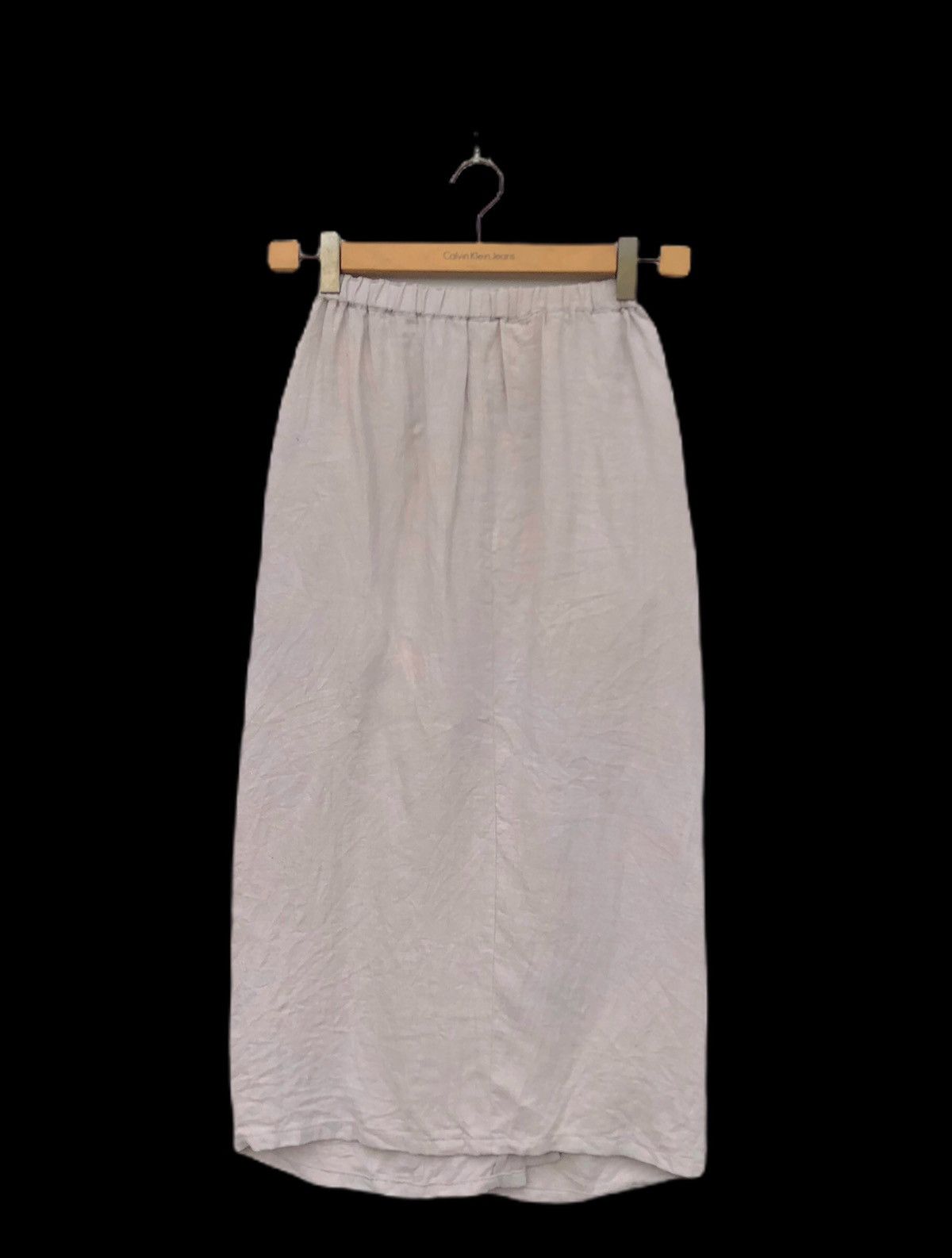 Plantation Miyake's Asymmetrical Cropped Bottom