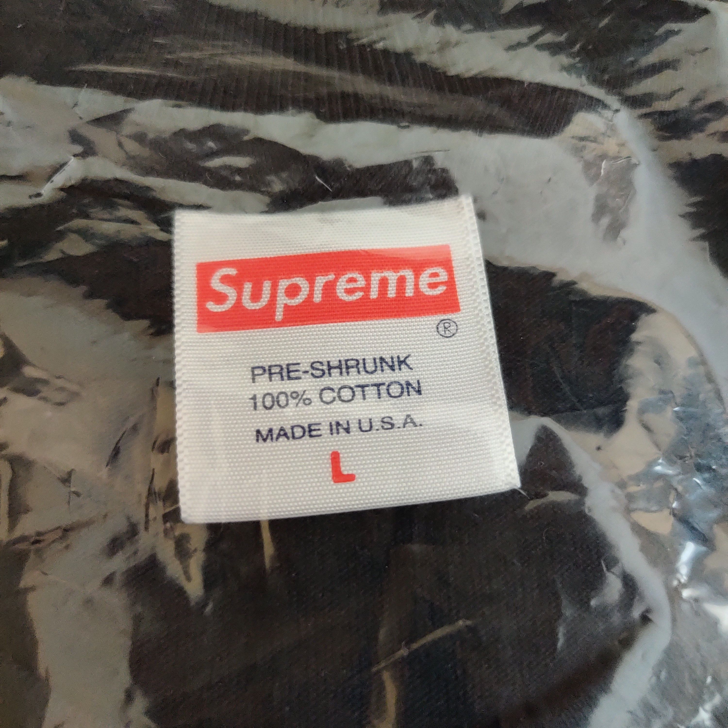 Supreme Payphone Tee, Navy Blue, Red, FW18 pay phone booth