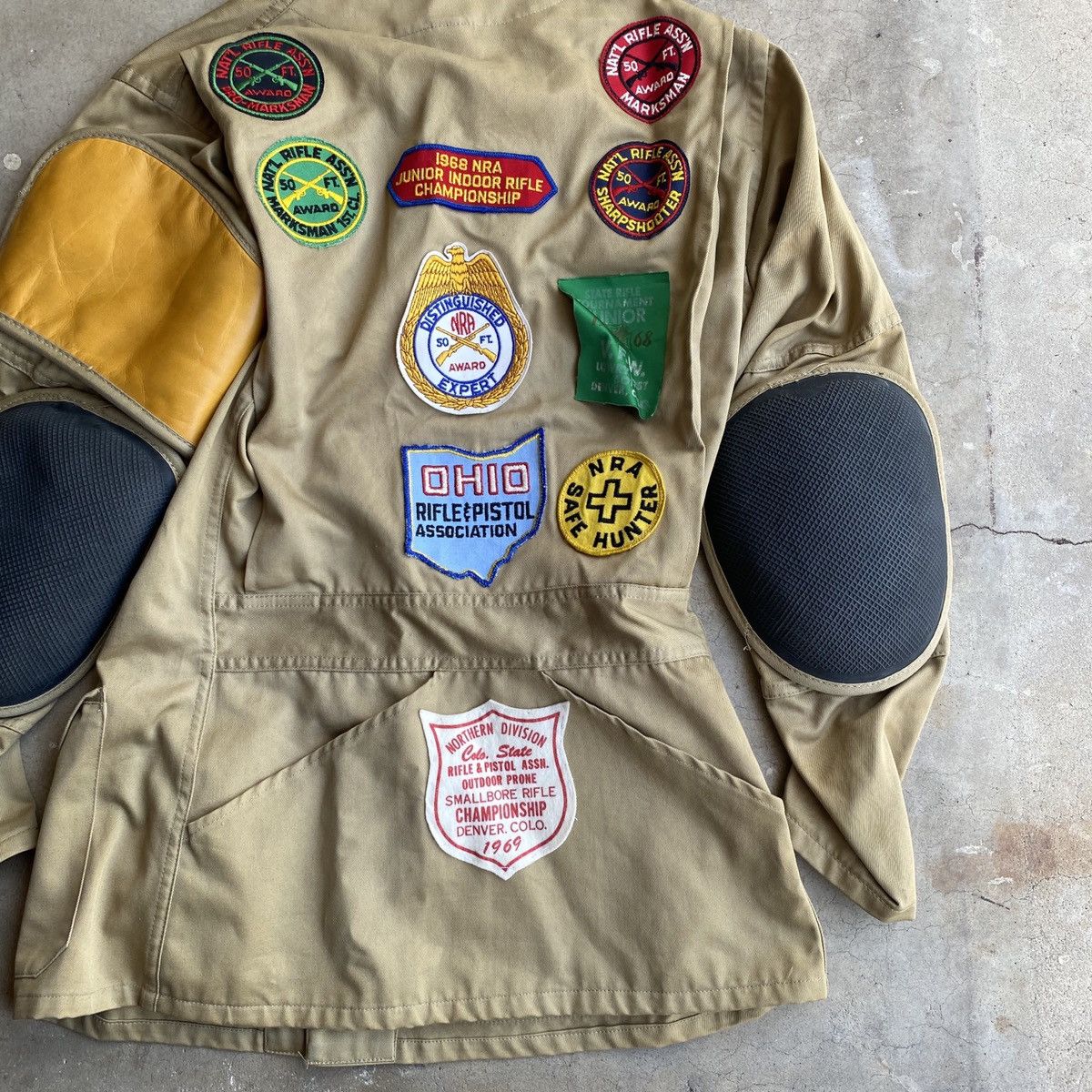 Vintage 1960s 10X hunting Jacket patches Beige Khaki Jacket M Size US M / EU 48-50 / 2 - 6 Thumbnail