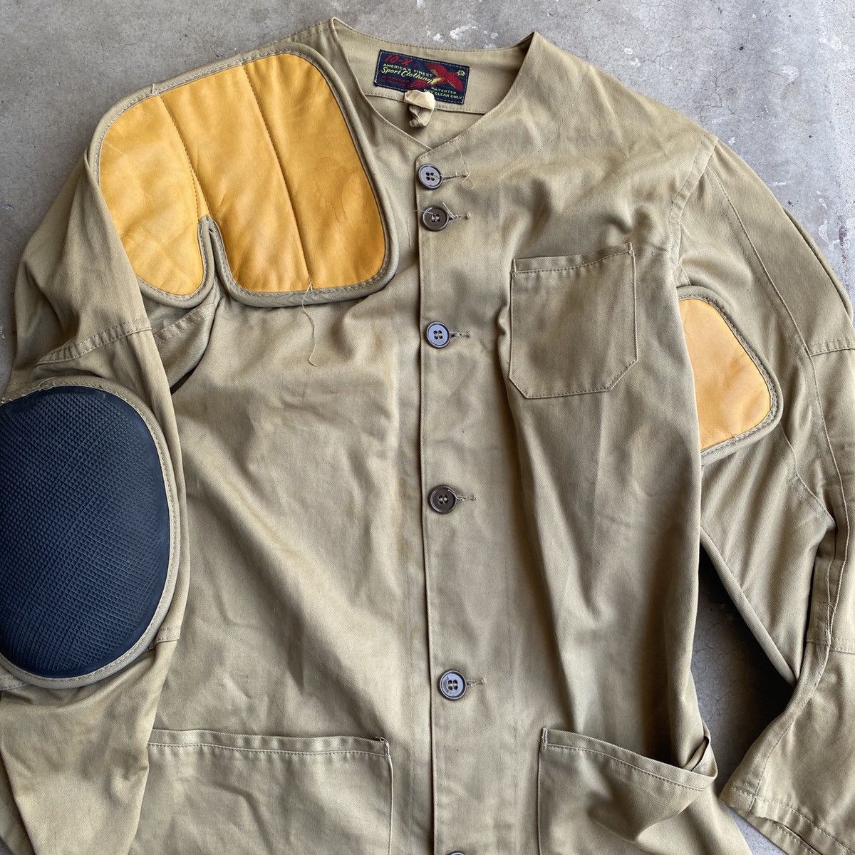 Vintage 1960s 10X hunting Jacket patches Beige Khaki Jacket M Size US M / EU 48-50 / 2 - 8 Thumbnail