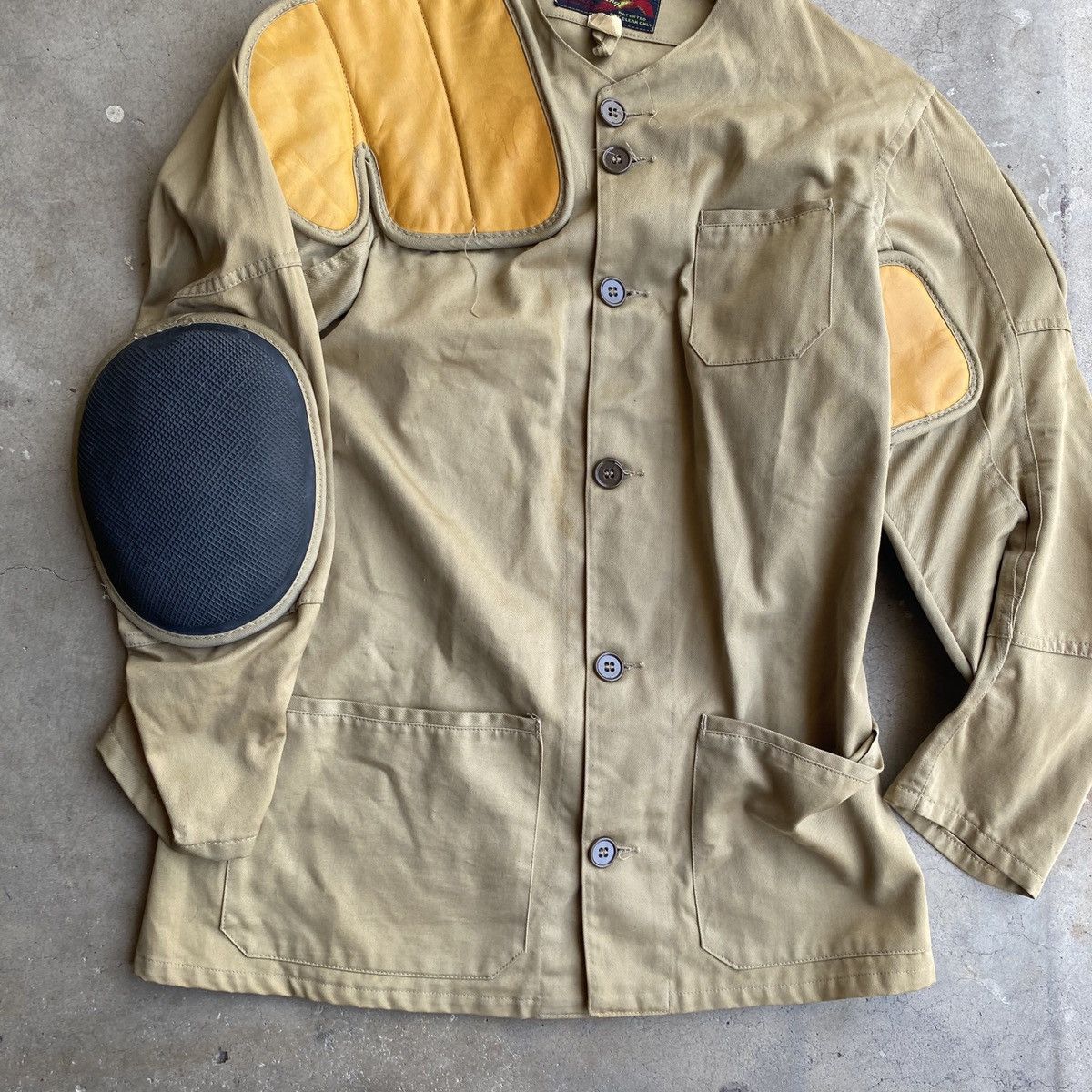 Vintage 1960s 10X hunting Jacket patches Beige Khaki Jacket M Size US M / EU 48-50 / 2 - 9 Thumbnail