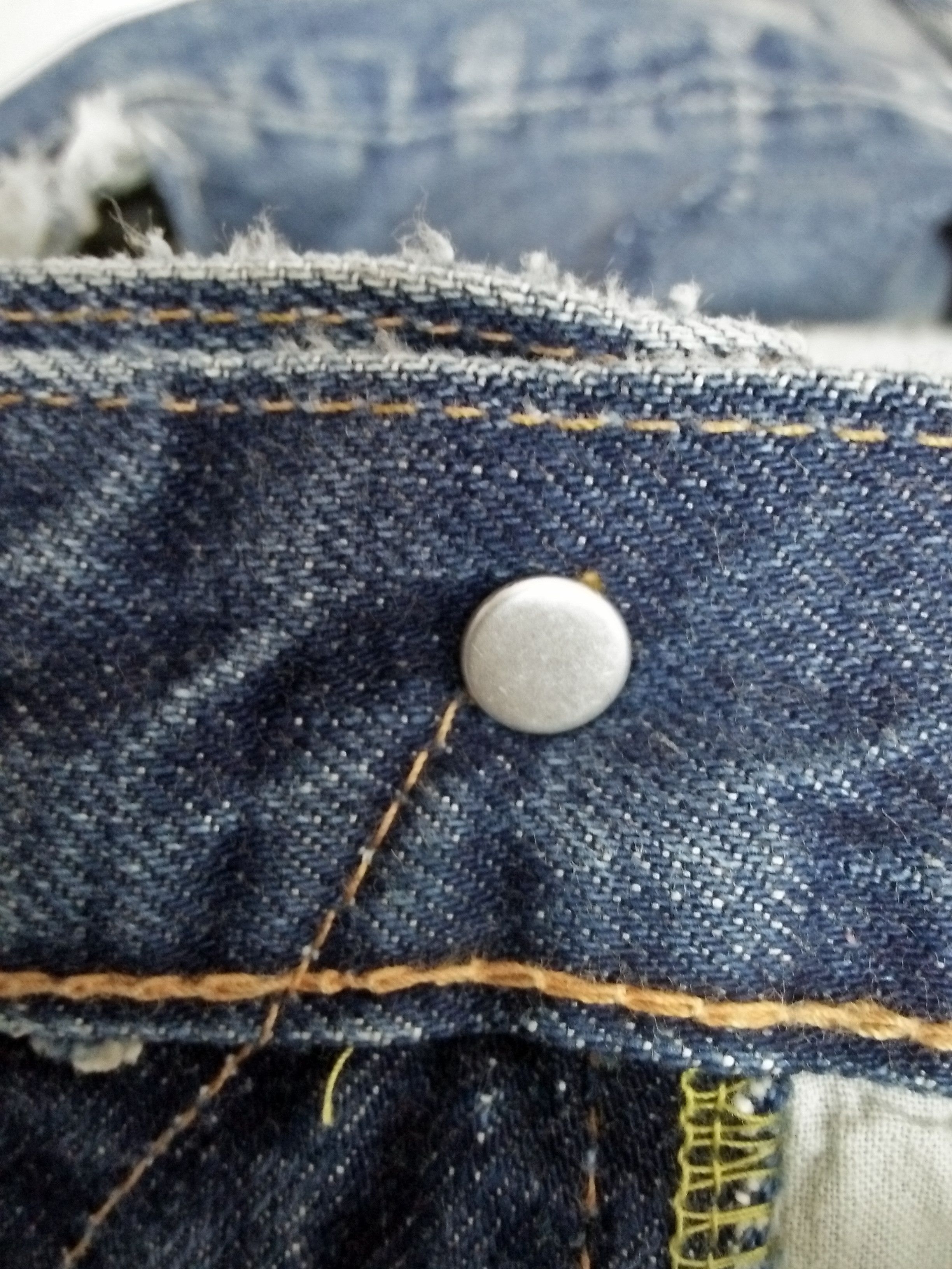 Japanese Brand RNA TRANSFORM & NEW JAPAN HEAVY DISTRESSED DESTROYED (A861) Size US 32 / EU 48 - 10 Thumbnail