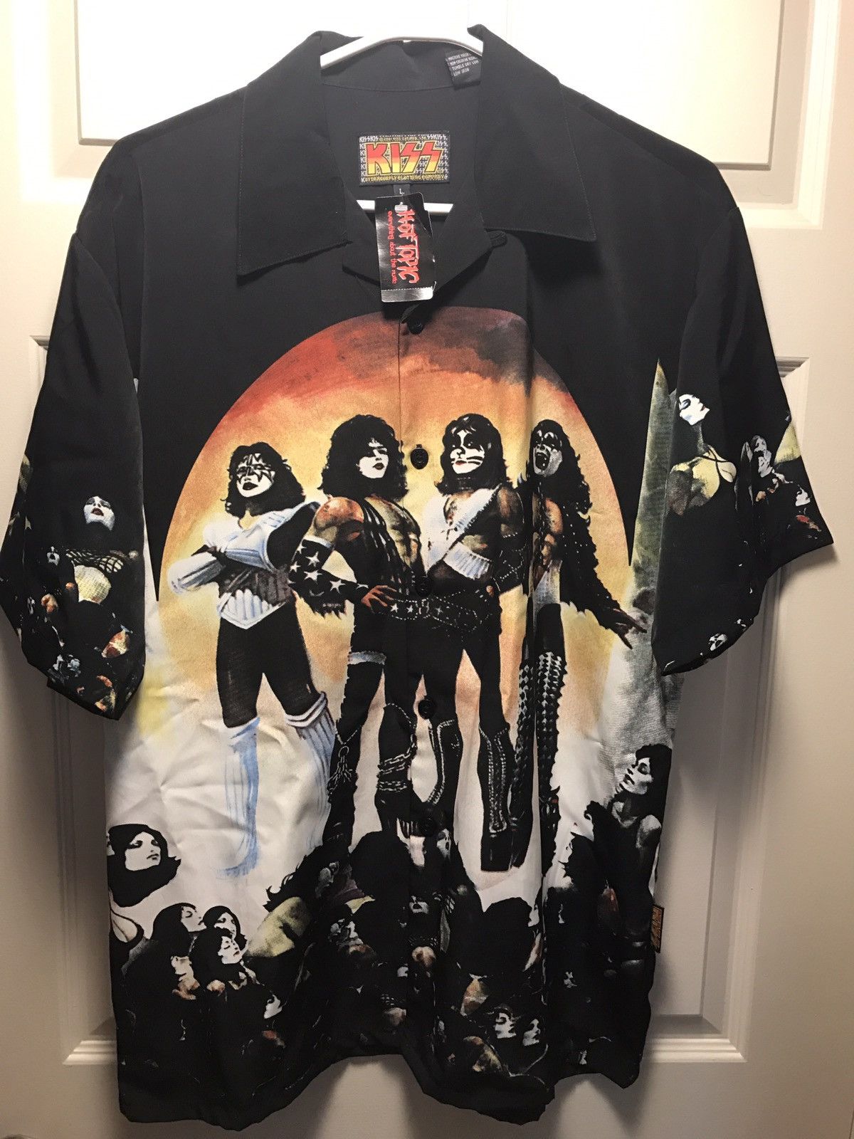 【HI FI FNK】Kiss Printed Vintage Top Vintage - KISS Official Store
