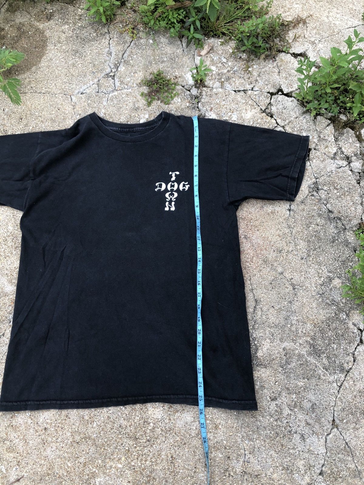 Vtg Skateboard T shirt Dogtown M Powell Zorlac Santa Cruz