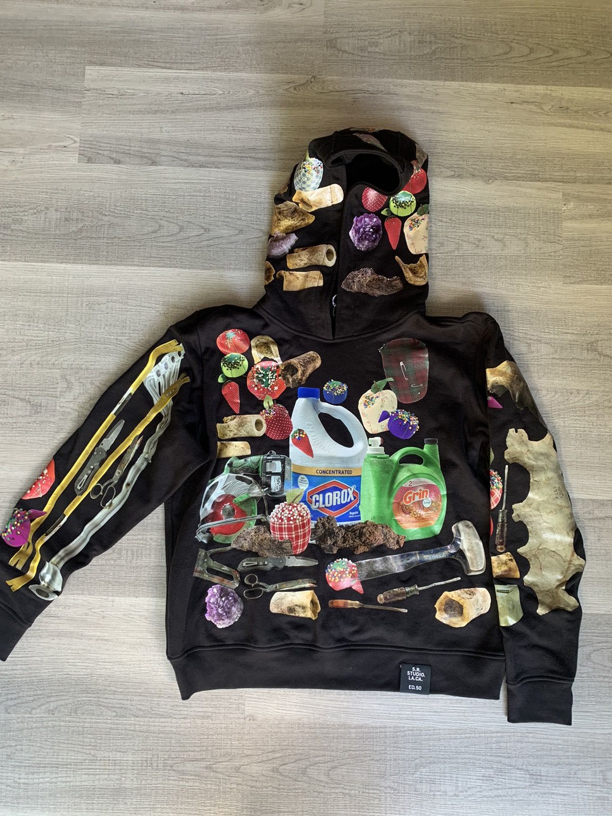 SR STUDIO ED. 50 HOODIE WITH STUDIO TOOLS