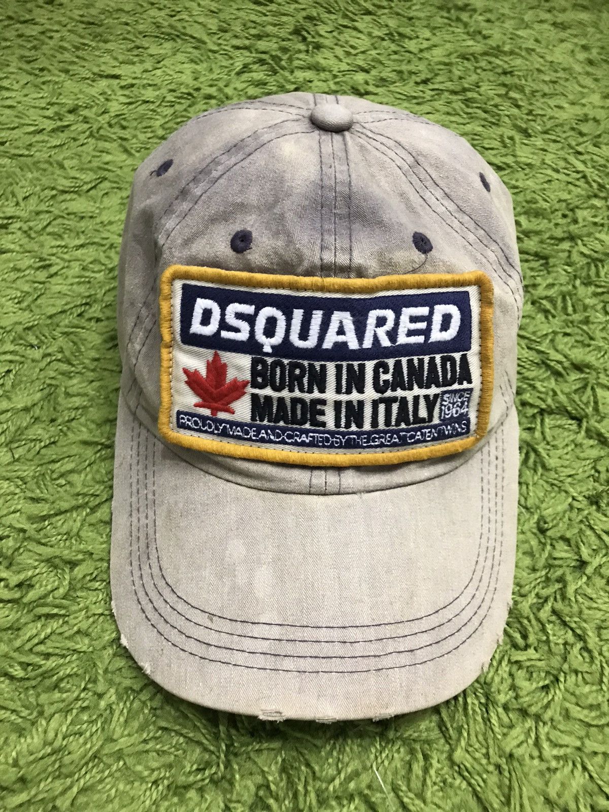 Dsquared2 Born in Canada Made in Italy Distressed Cap