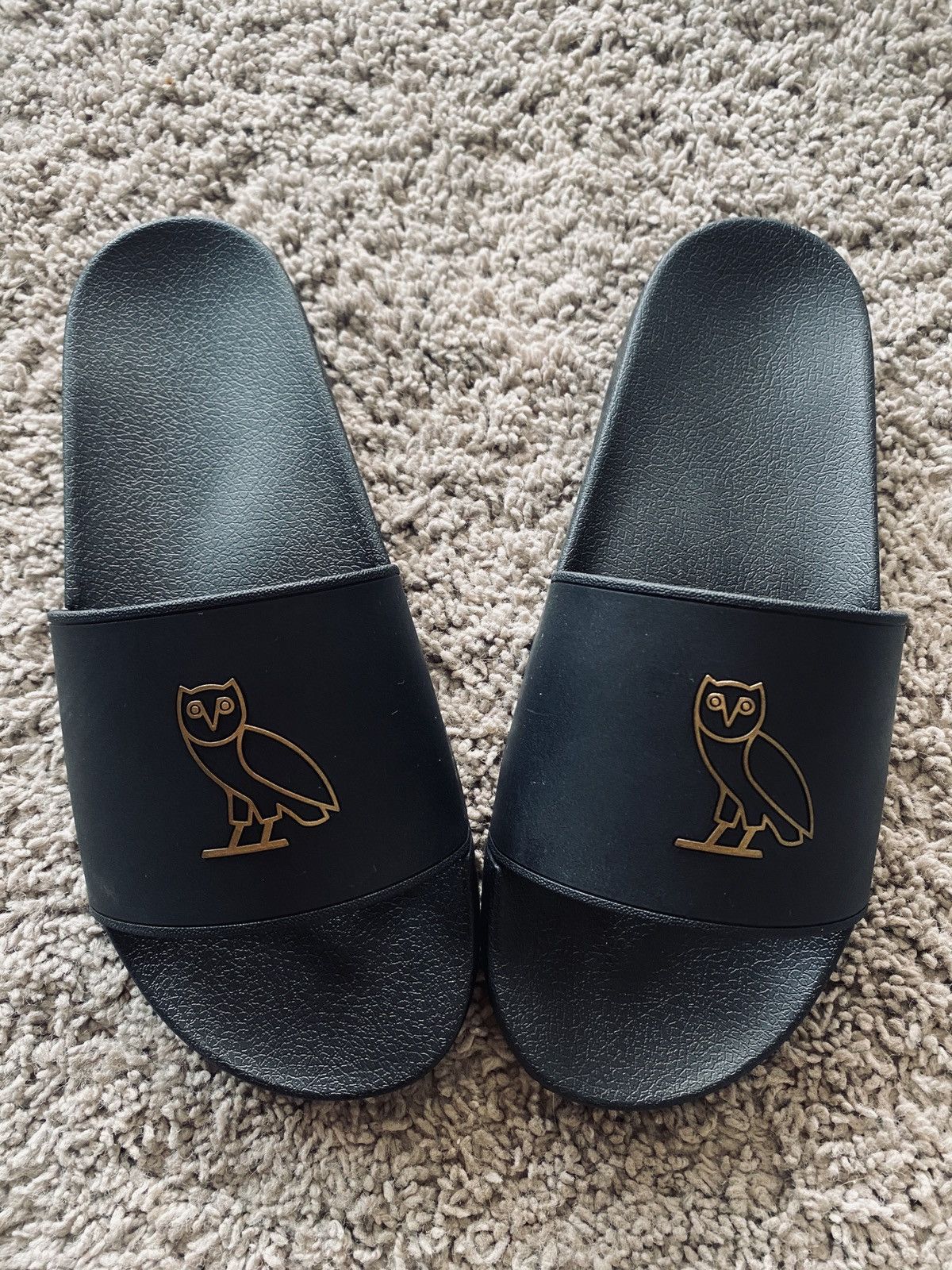 white ovo slides