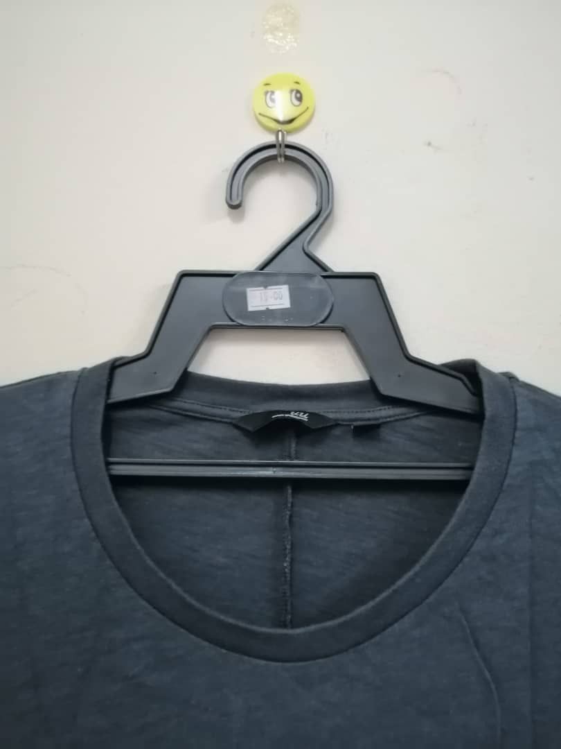 Undercover × Uniqlo Uniqlo Undercover New standard family 3q shirt Size US S / EU 44-46 / 1 - 4 Thumbnail