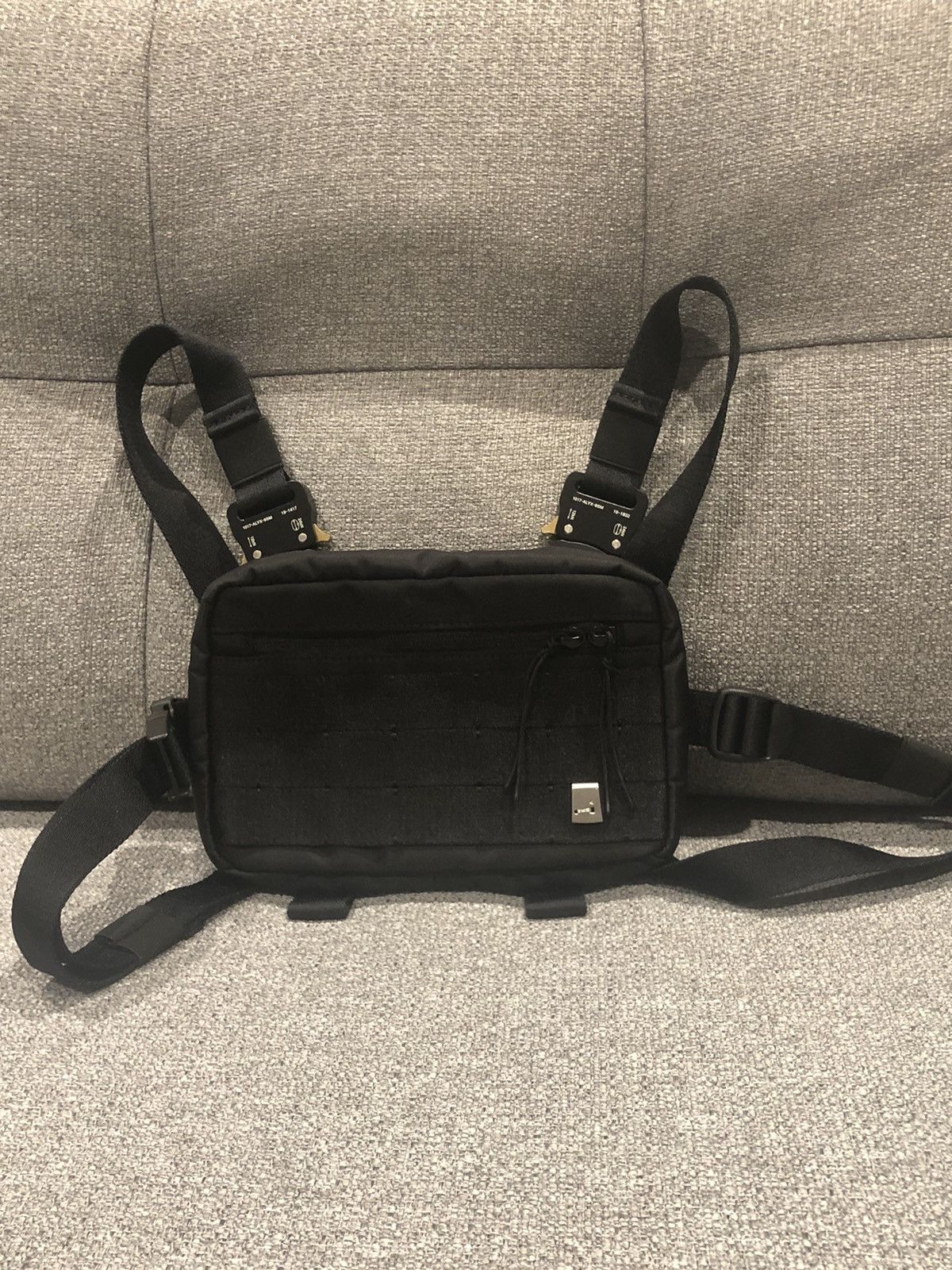 Alyx 1017 ALYX 9SM CLASSIC MINI CHEST RIG | Grailed