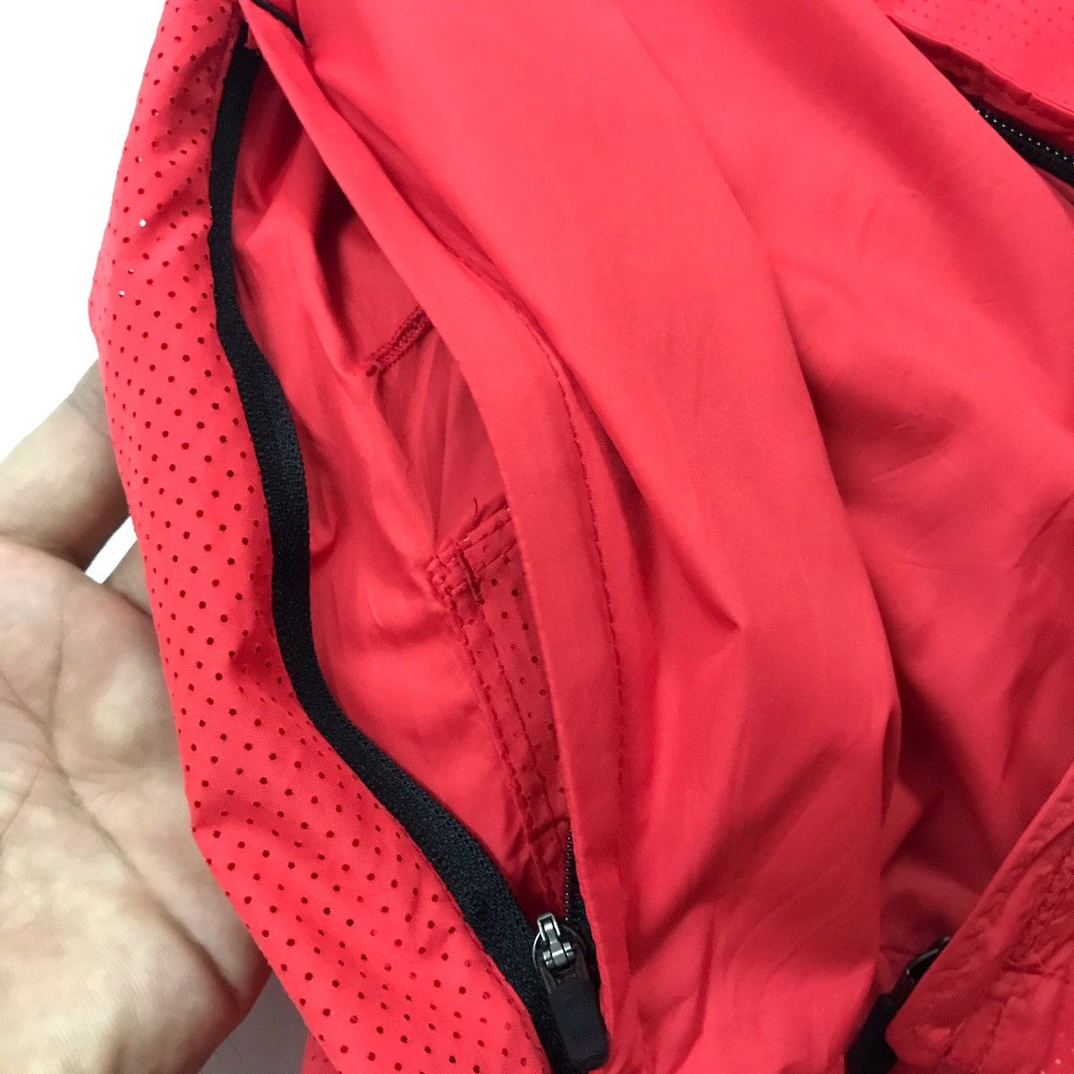 Nike Nike running vest hoodie Size US M / EU 48-50 / 2 - 7 Thumbnail