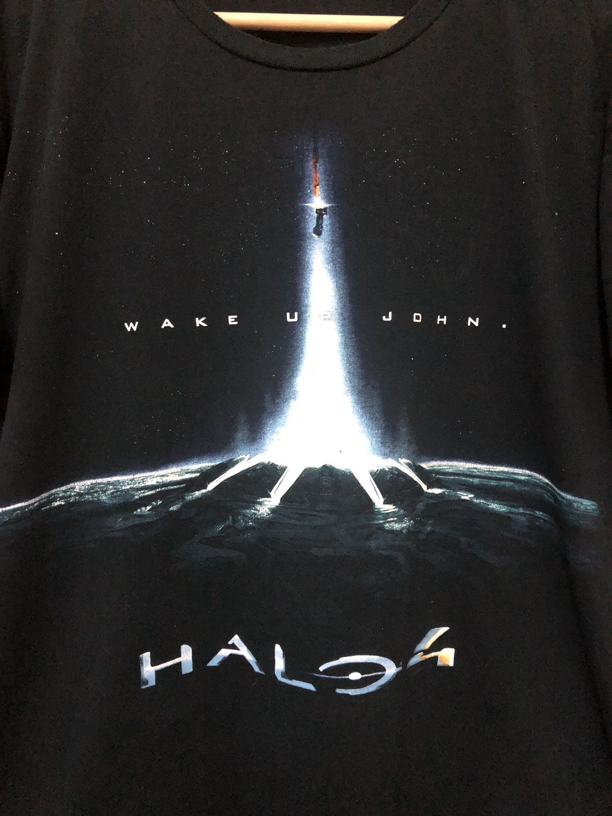 Halo × Microsoft Halo 4 Wake Up John Galaxy Xbox 360 Nice Print Tee Shirt Size US M / EU 48-50 / 2 - 2 Thumbnail