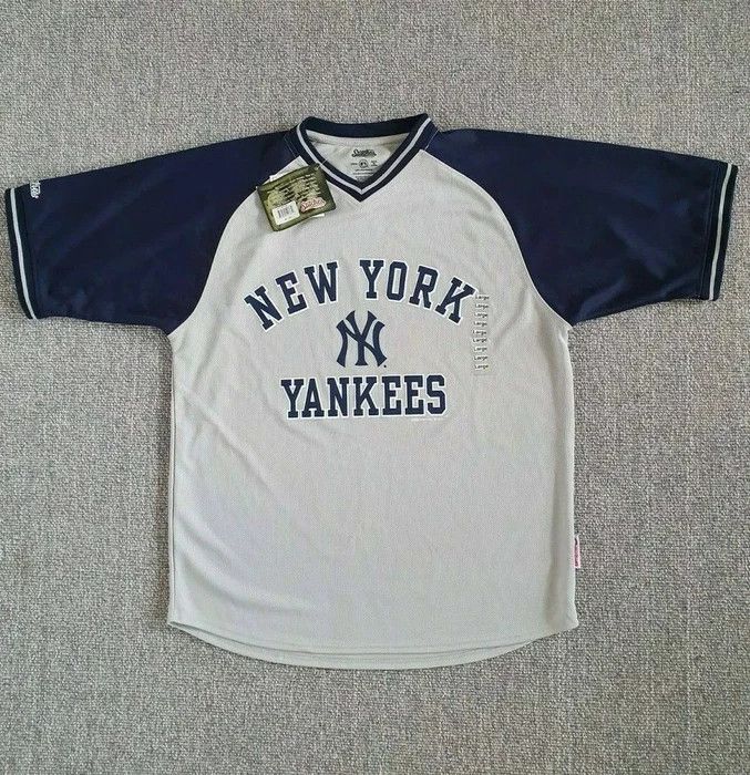 Stitch's New York Yankees T-shirt Jersey Stitches Athletic Gear