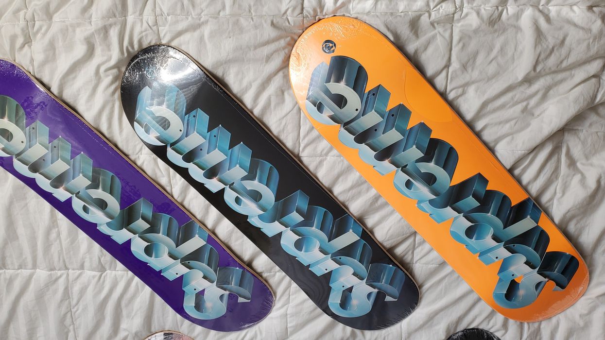 Supreme Supreme Chrome Logo Skateboard Black/Orange/Purple Set