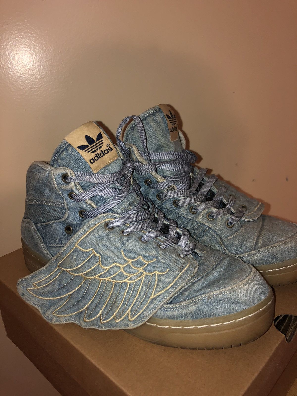 js wings shoes
