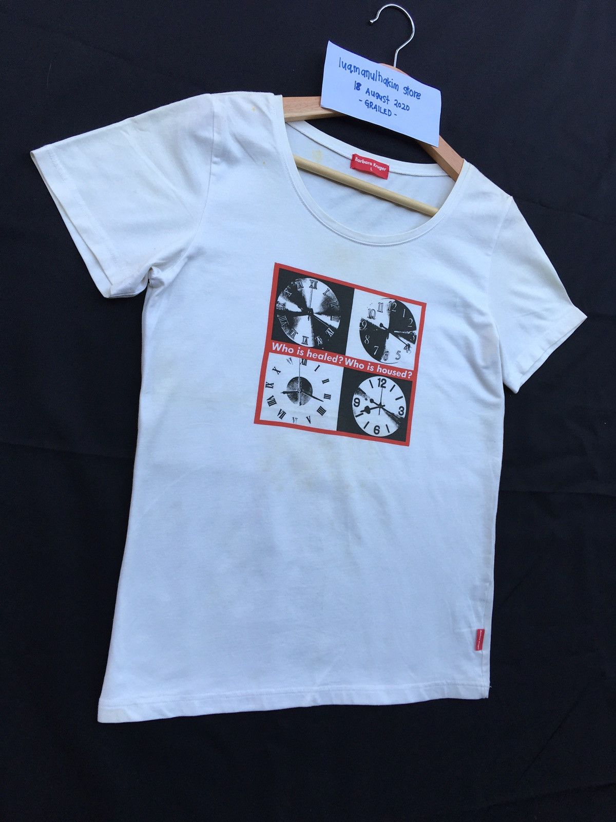 Barbara Kruger Barbara Kruger ‘Who is healed? Who is housed’ White Print T Size US S / EU 44-46 / 1 - 2 Thumbnail