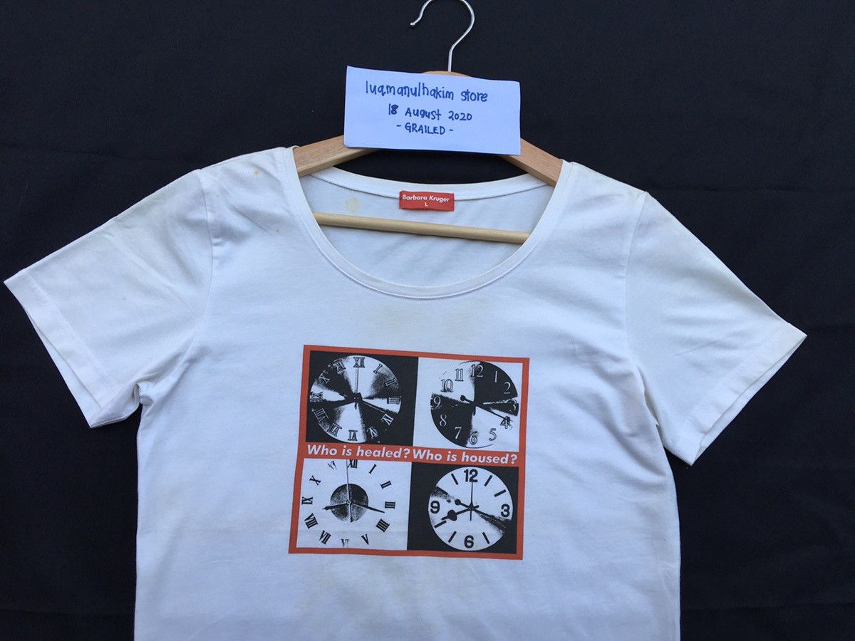 Barbara Kruger Barbara Kruger ‘Who is healed? Who is housed’ White Print T Size US S / EU 44-46 / 1 - 6 Thumbnail