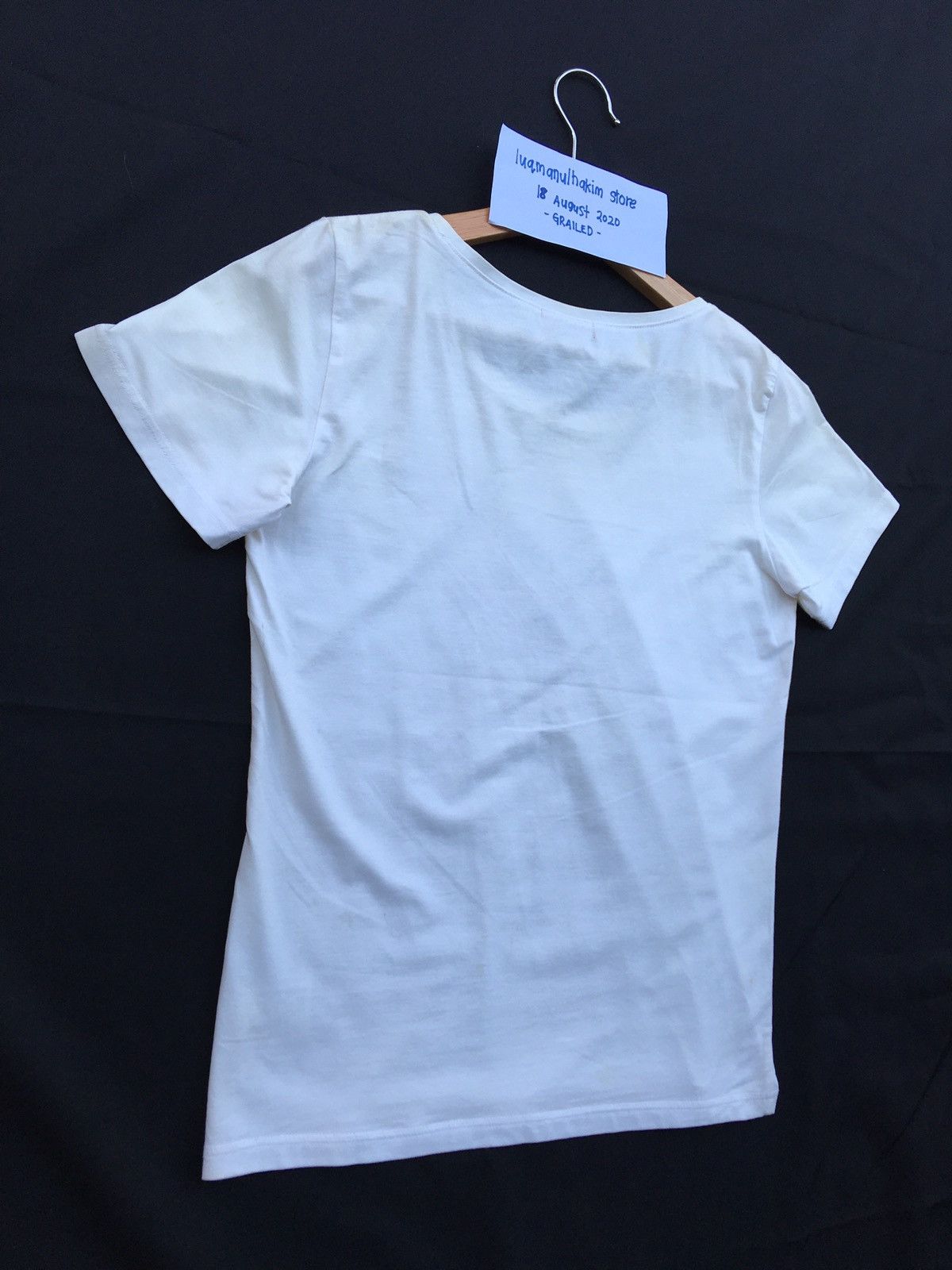 Barbara Kruger Barbara Kruger ‘Who is healed? Who is housed’ White Print T Size US S / EU 44-46 / 1 - 13 Thumbnail