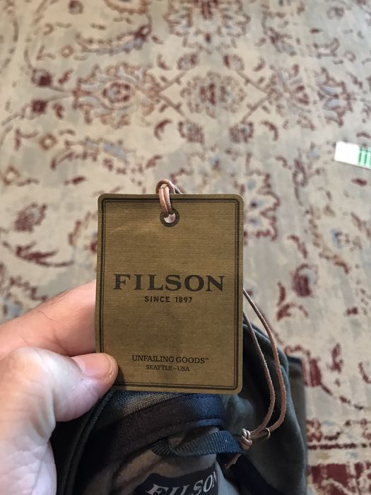 Filson trapper best sale creek fleece pullover