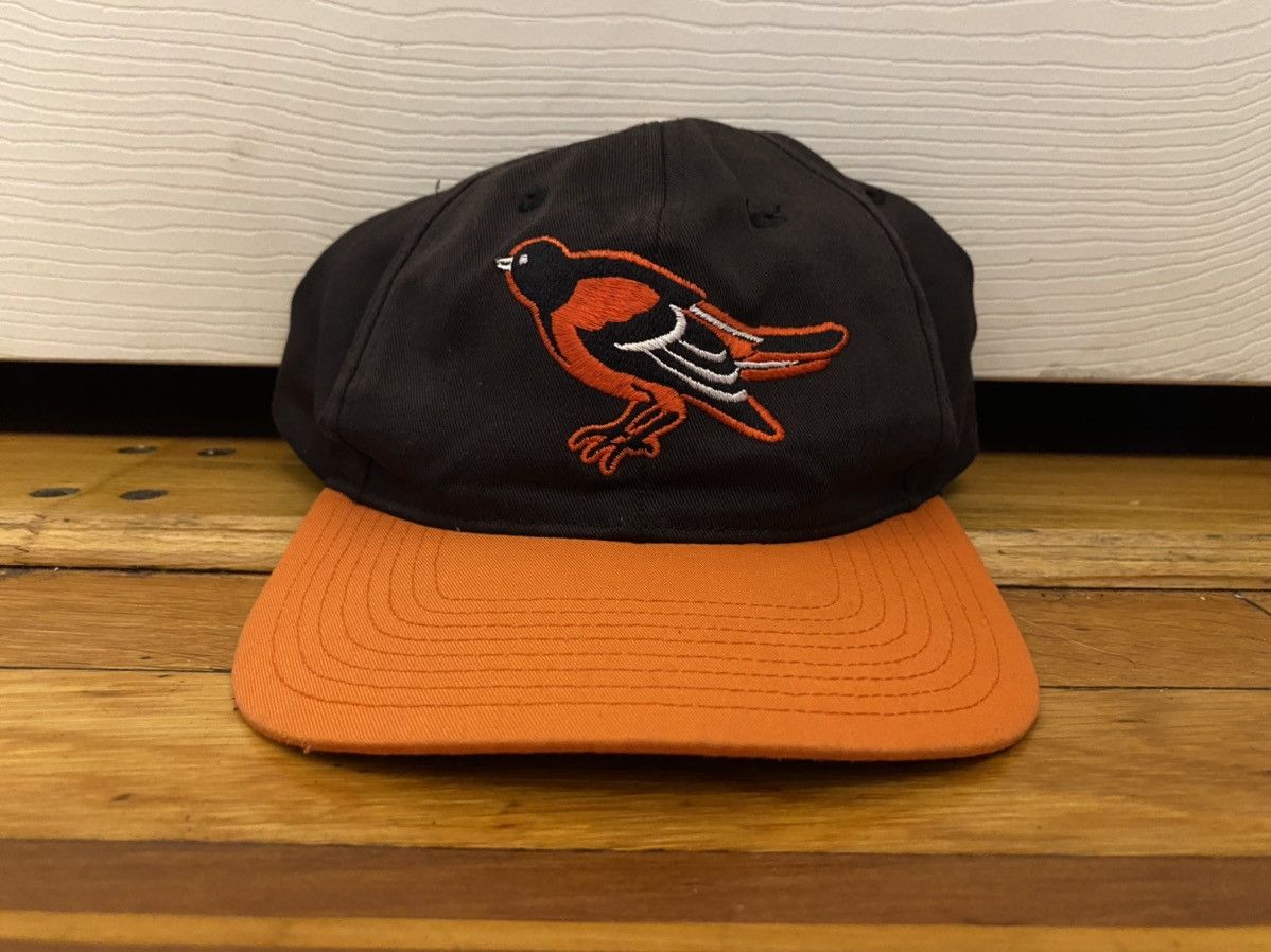 MLB Vintage 90s Logo Baltimore Orioles SnapBack Size ONE SIZE - 1 Thumbnail