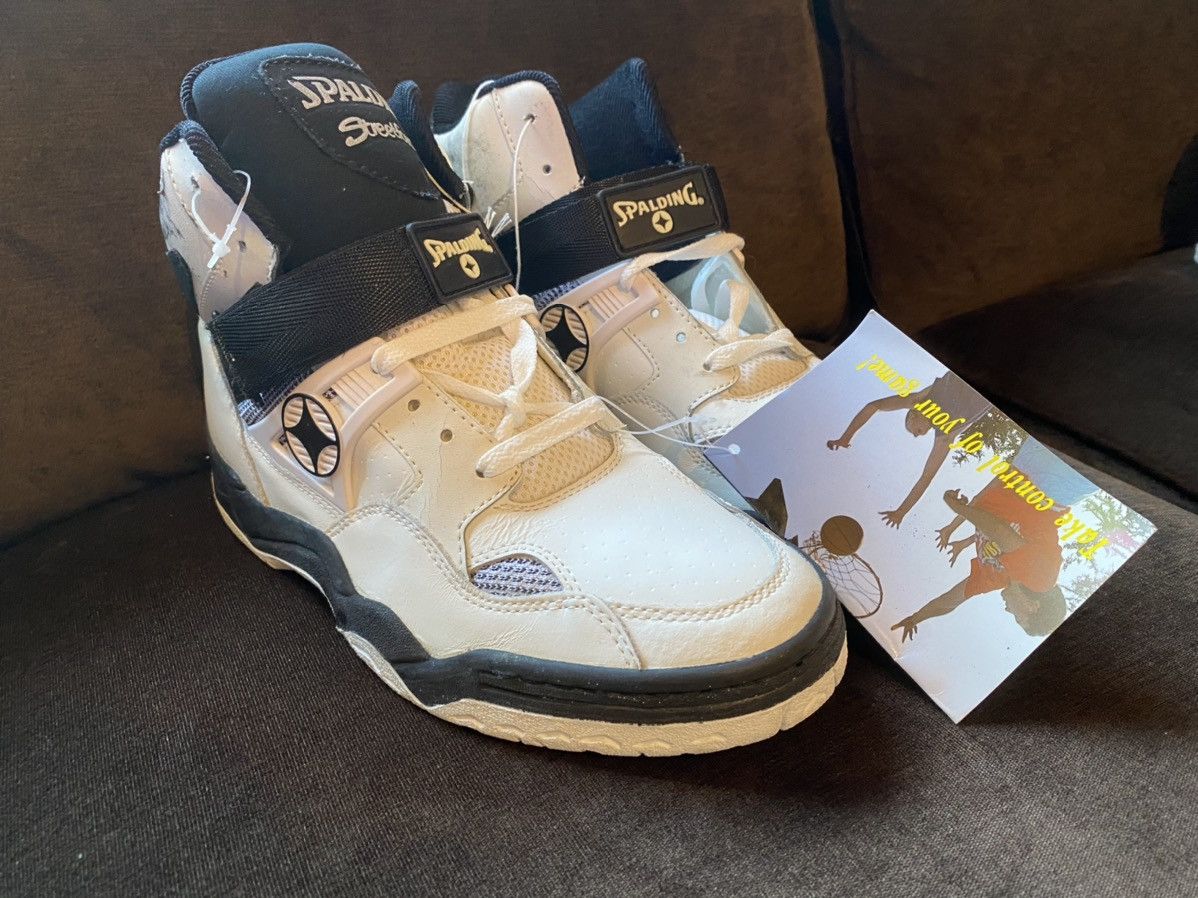 Spalding 1993 Spalding Streetforce Hi-Top Sneaker Size US 9.5 / EU 42-43 - 1 Thumbnail