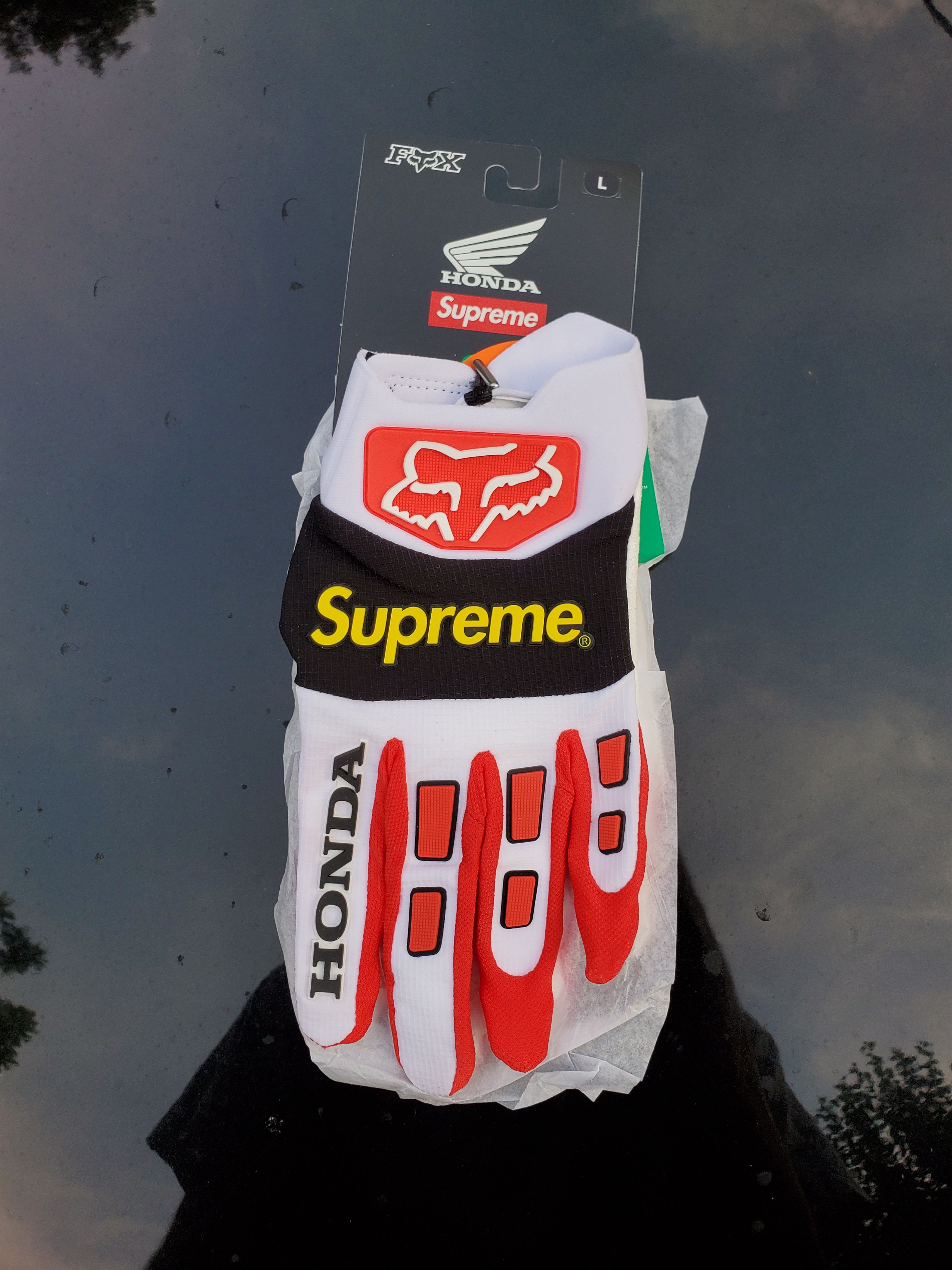 Fox Racing × Honda × Supreme Supreme Honda Fox Racing Gloves in 