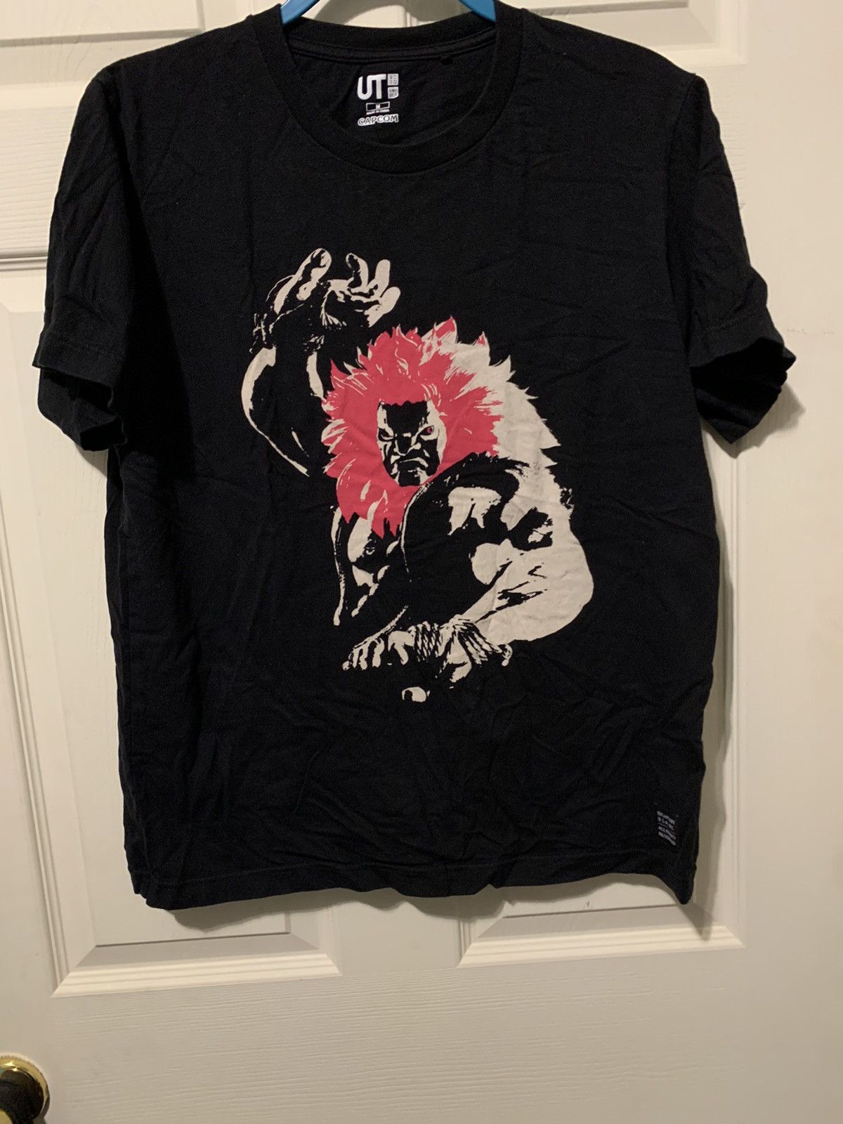 Uniqlo Street fighters akuma black tshirt Size US M / EU 48-50 / 2 - 1 Thumbnail