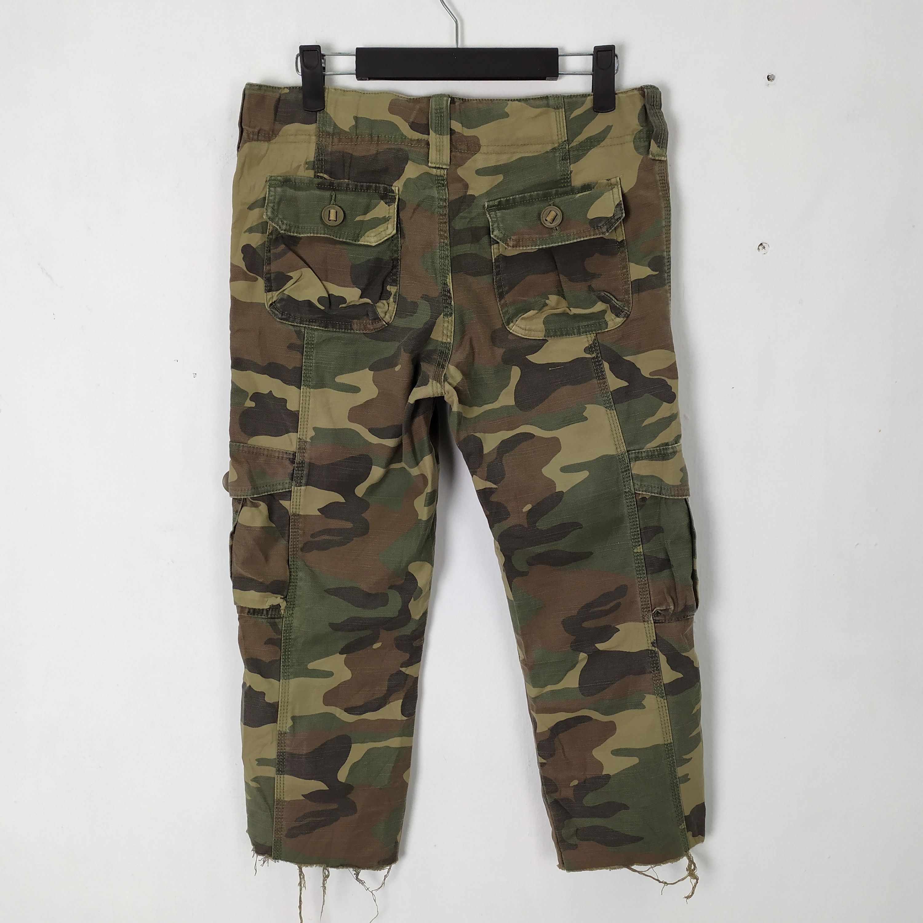 Japanese Brand Back Number Camo Cropped pants multipocket waist 30 Size US 30 / EU 46 - 6 Thumbnail
