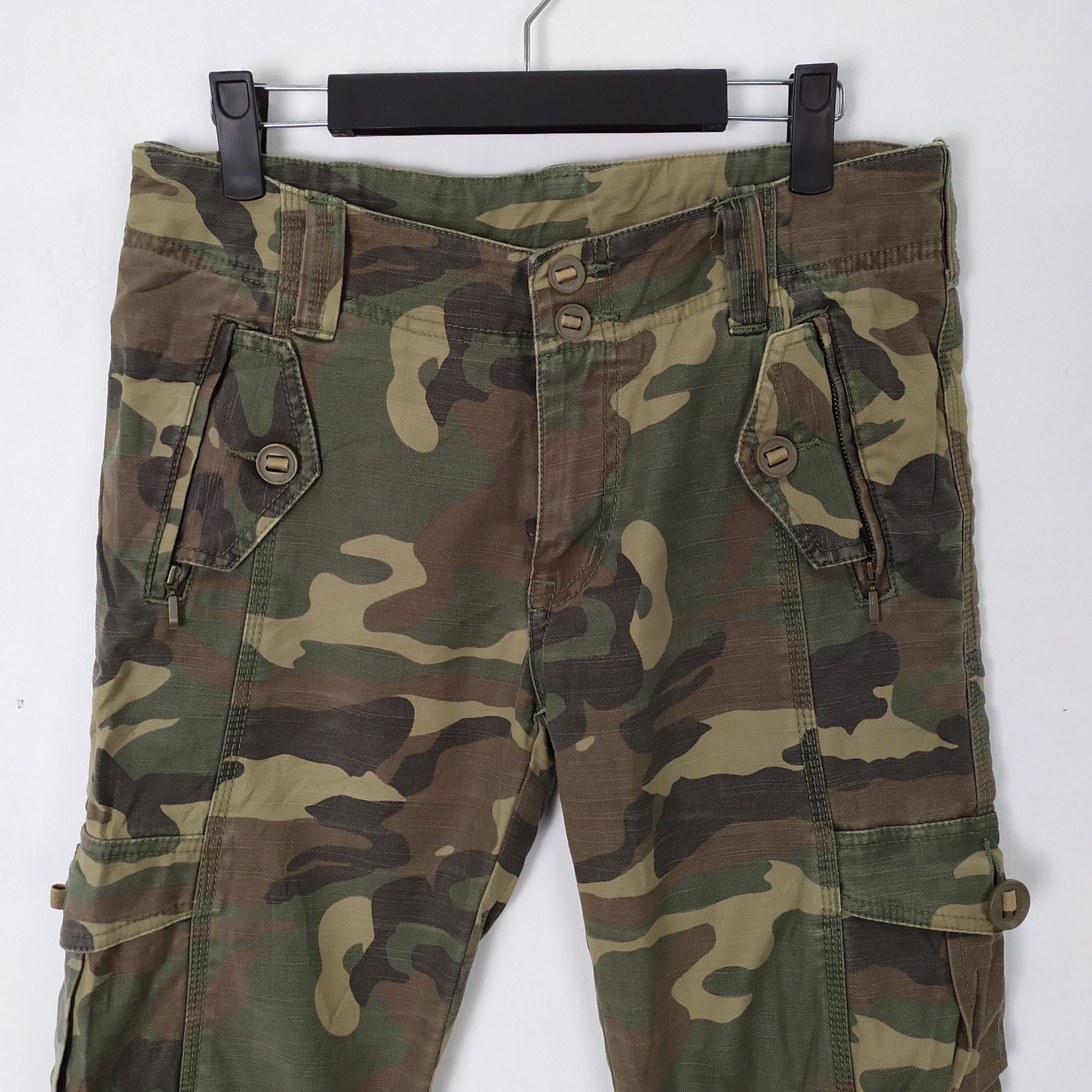 Japanese Brand Back Number Camo Cropped pants multipocket waist 30 Size US 30 / EU 46 - 2 Thumbnail