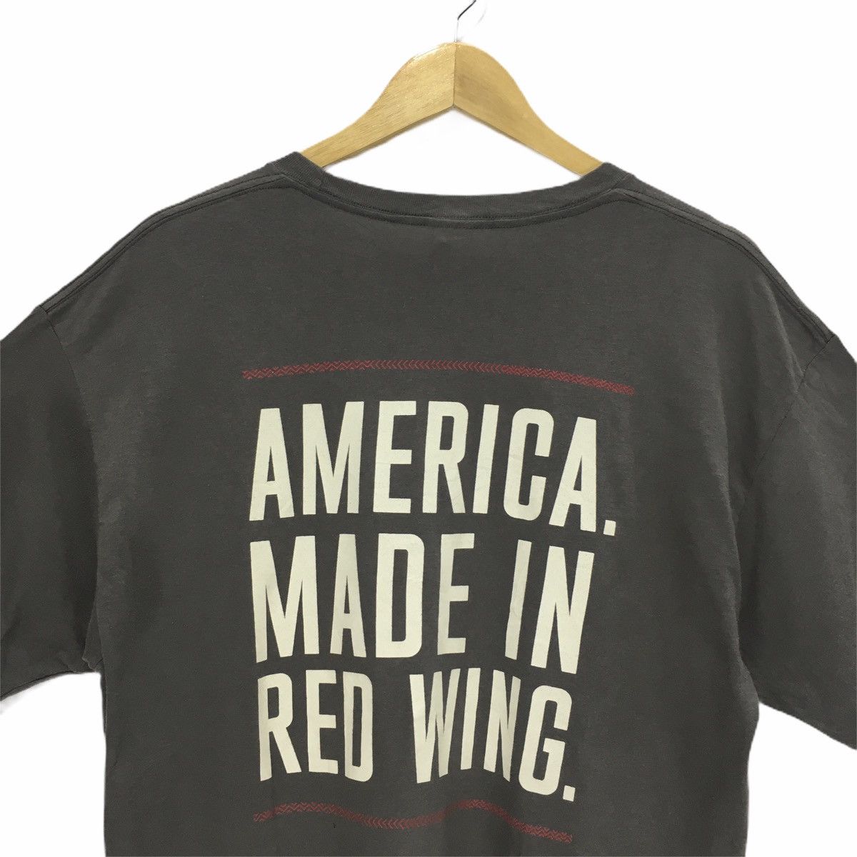 Delta × Vintage Vintage Delta Red Wing Shoes Boot Builder Tee L Sz Size US L / EU 52-54 / 3 - 7 Thumbnail