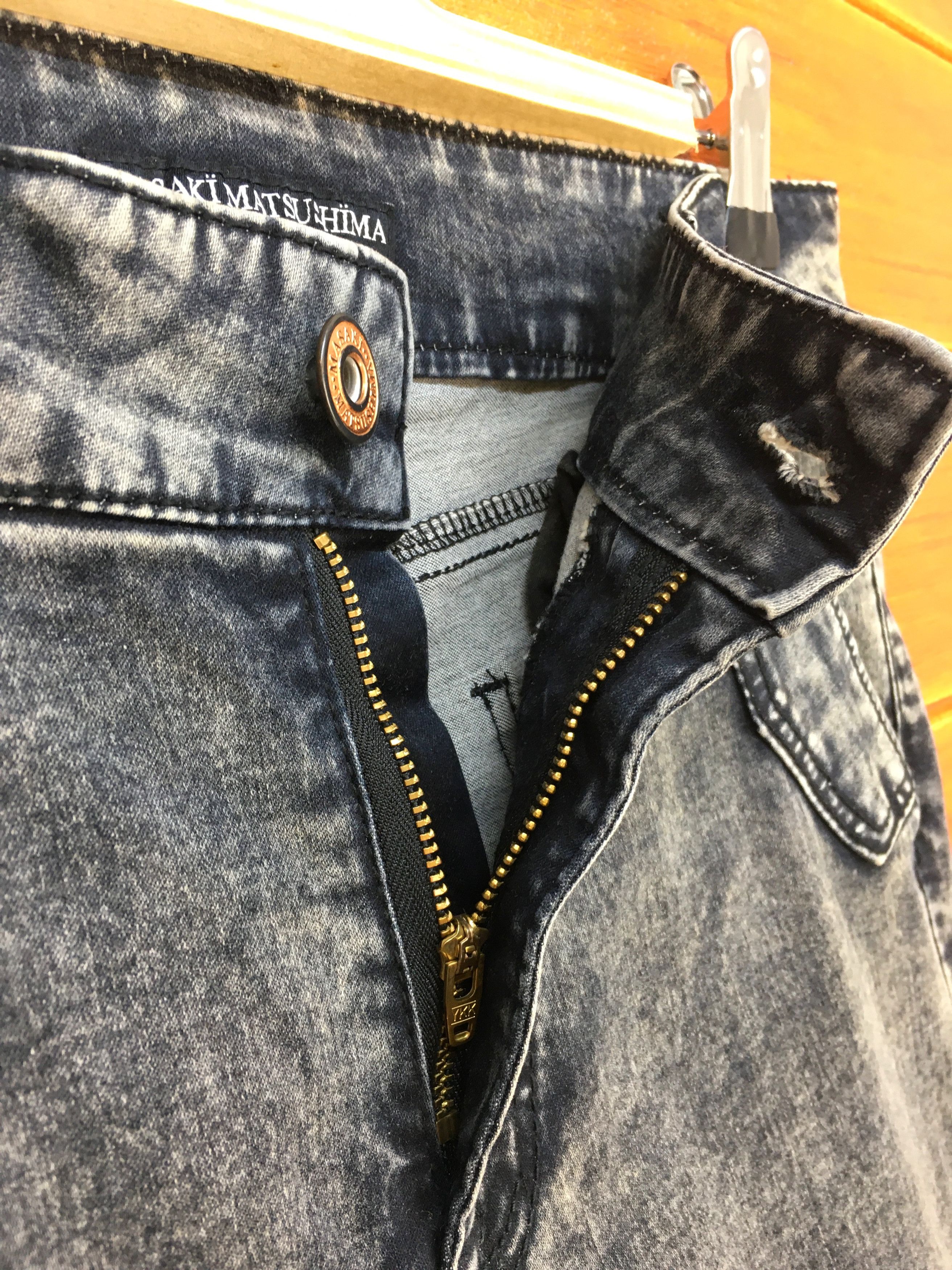 Masaki Matsushima MASAKI MATSUSHIMA Acid Bleach Wash Skinny Denim Jeans Size US 28 / EU 44 - 15 Thumbnail