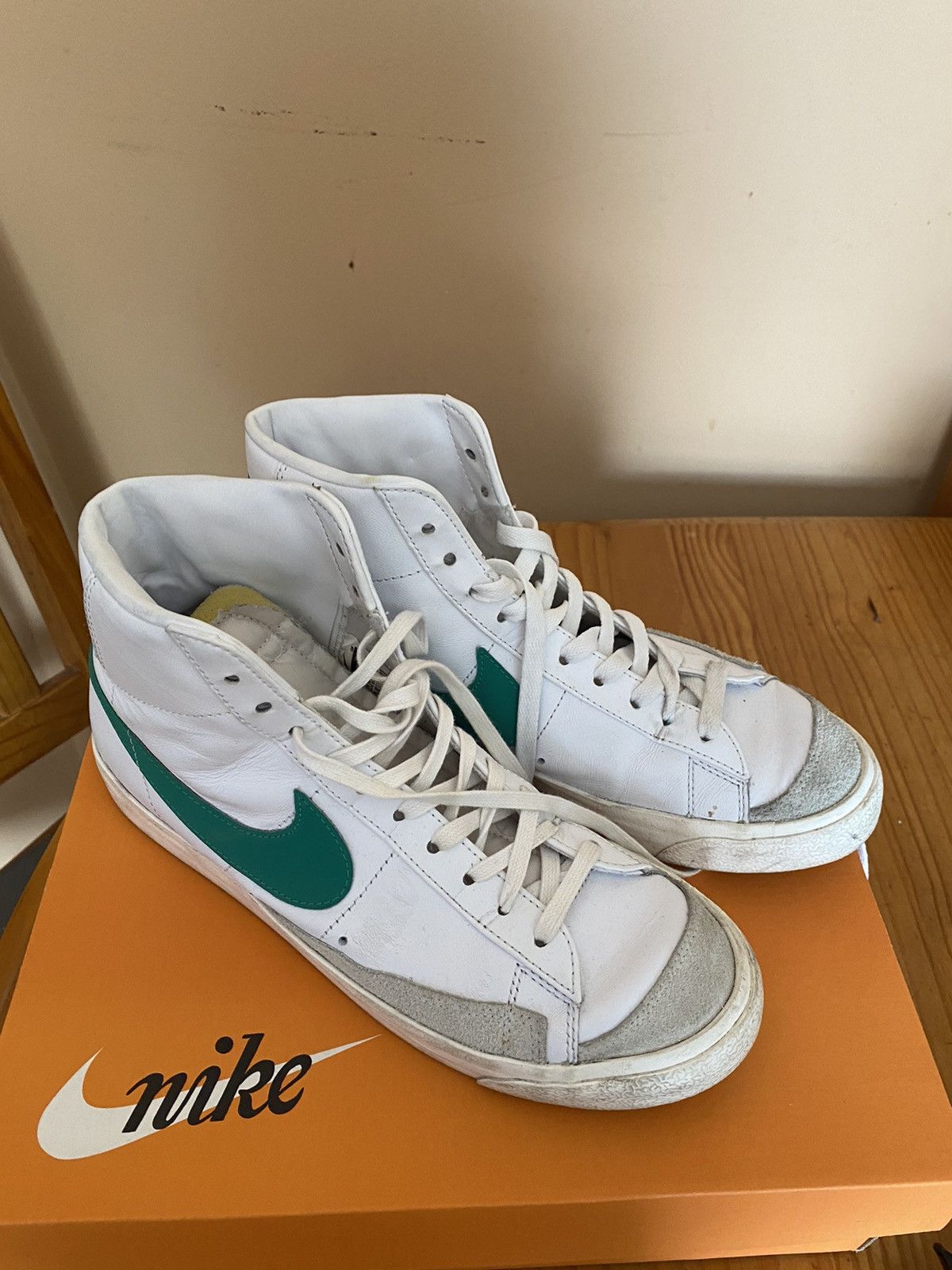 Nike Blazer Mid 77 Vintage Lucid Green 2019 Size US 9.5 / EU 42-43 - 4 Thumbnail