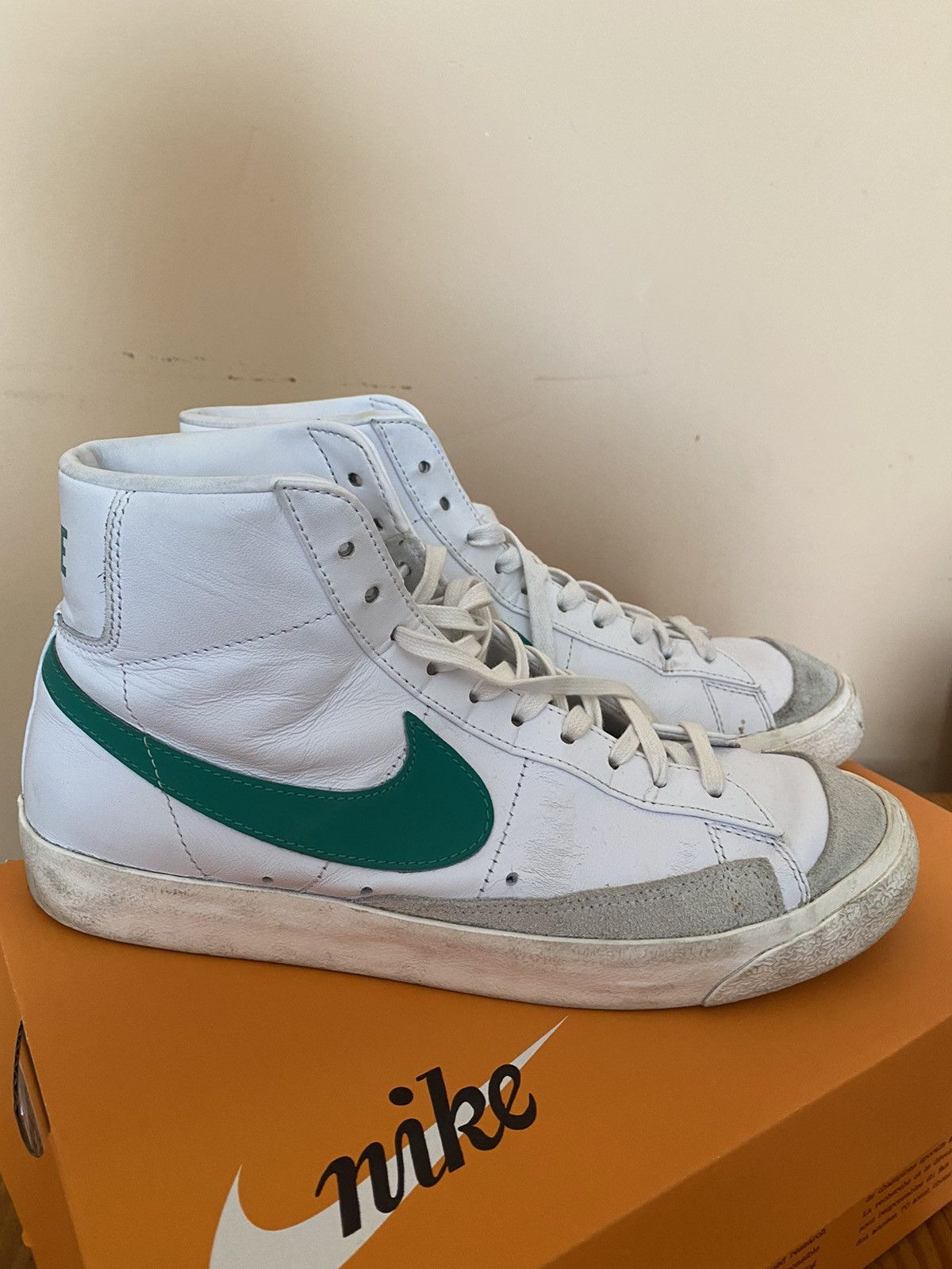 Nike Blazer Mid 77 Vintage Lucid Green 2019 Size US 9.5 / EU 42-43 - 3 Thumbnail