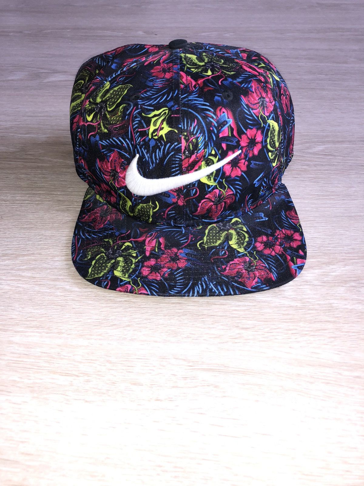 Nike Nike Pro Floral Snapback Hat Flower Roses Swoosh Hawaiian Grailed