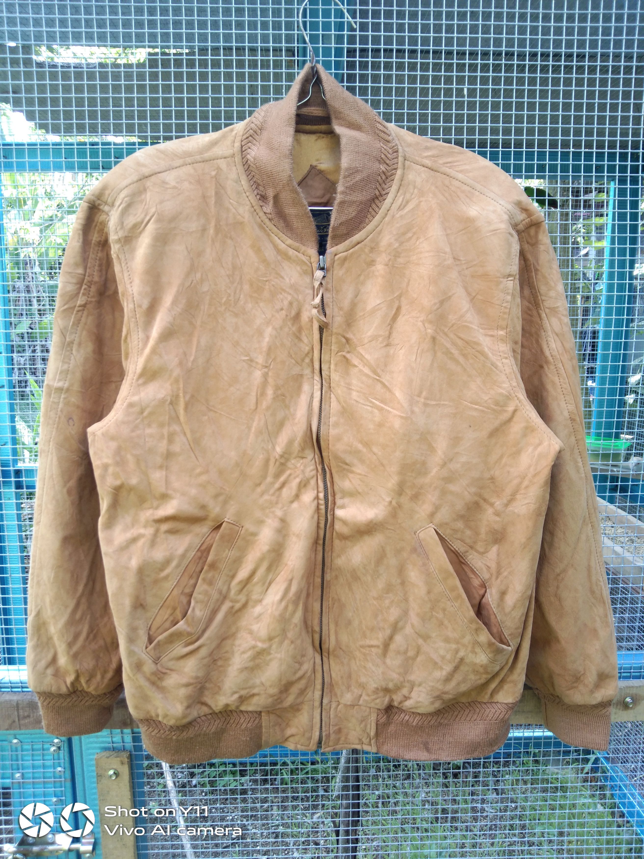 Eddie bauer leather retailer bomber jacket