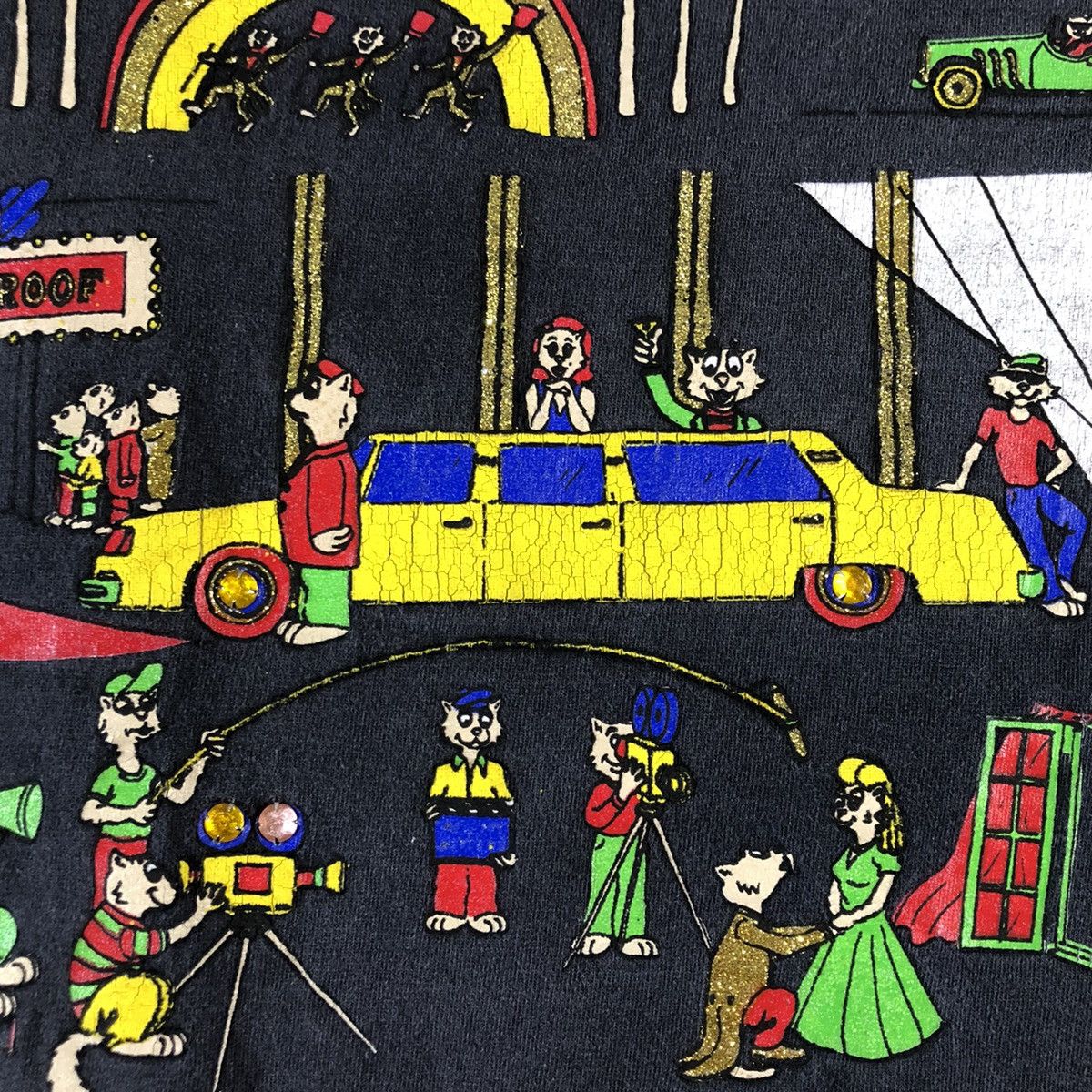Vintage Hollywood Famous Cats Bowl Red Carpet Vintage T shirt Size US L / EU 52-54 / 3 - 4 Thumbnail