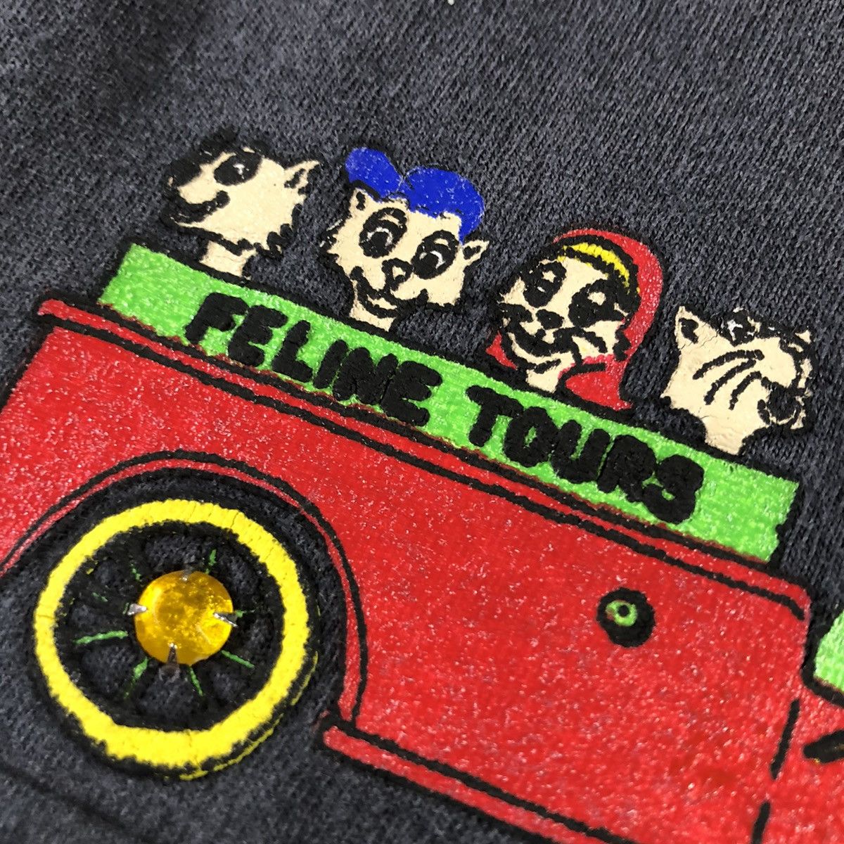 Vintage Hollywood Famous Cats Bowl Red Carpet Vintage T shirt Size US L / EU 52-54 / 3 - 9 Thumbnail