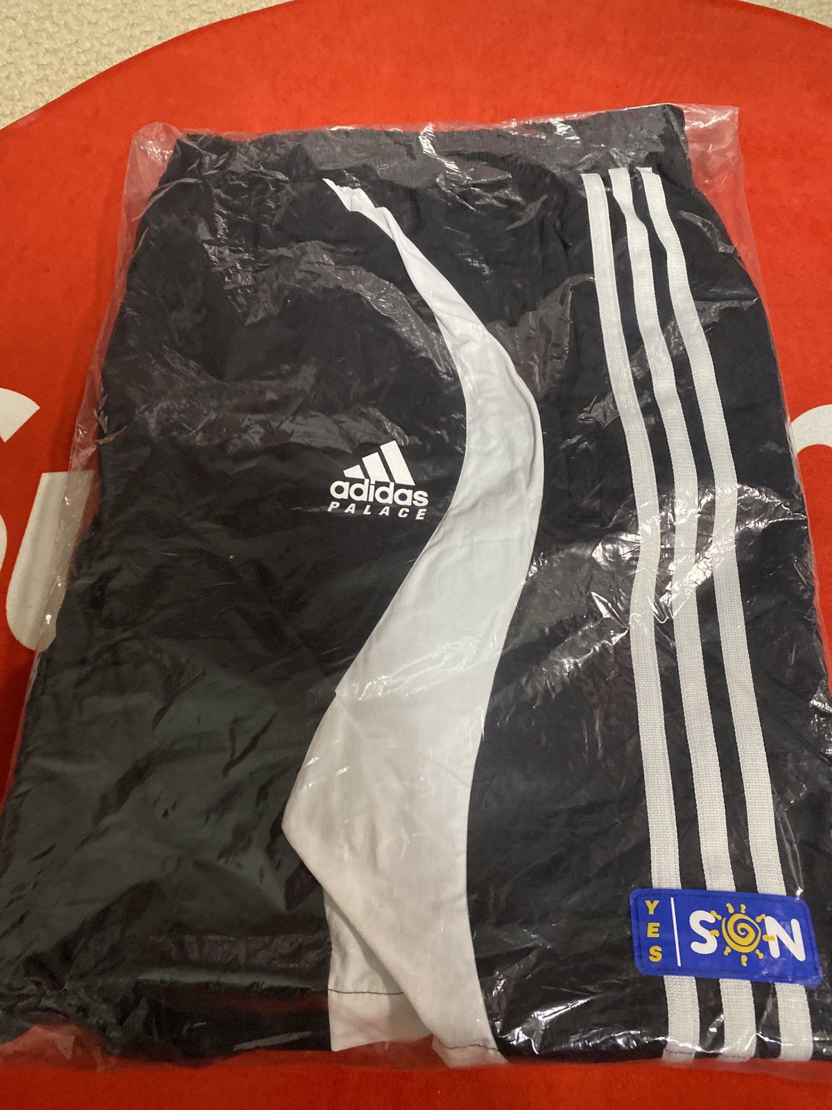 Adidas ADIDAS x PALACE SUNPAL SHORTS BLACK XL | Grailed