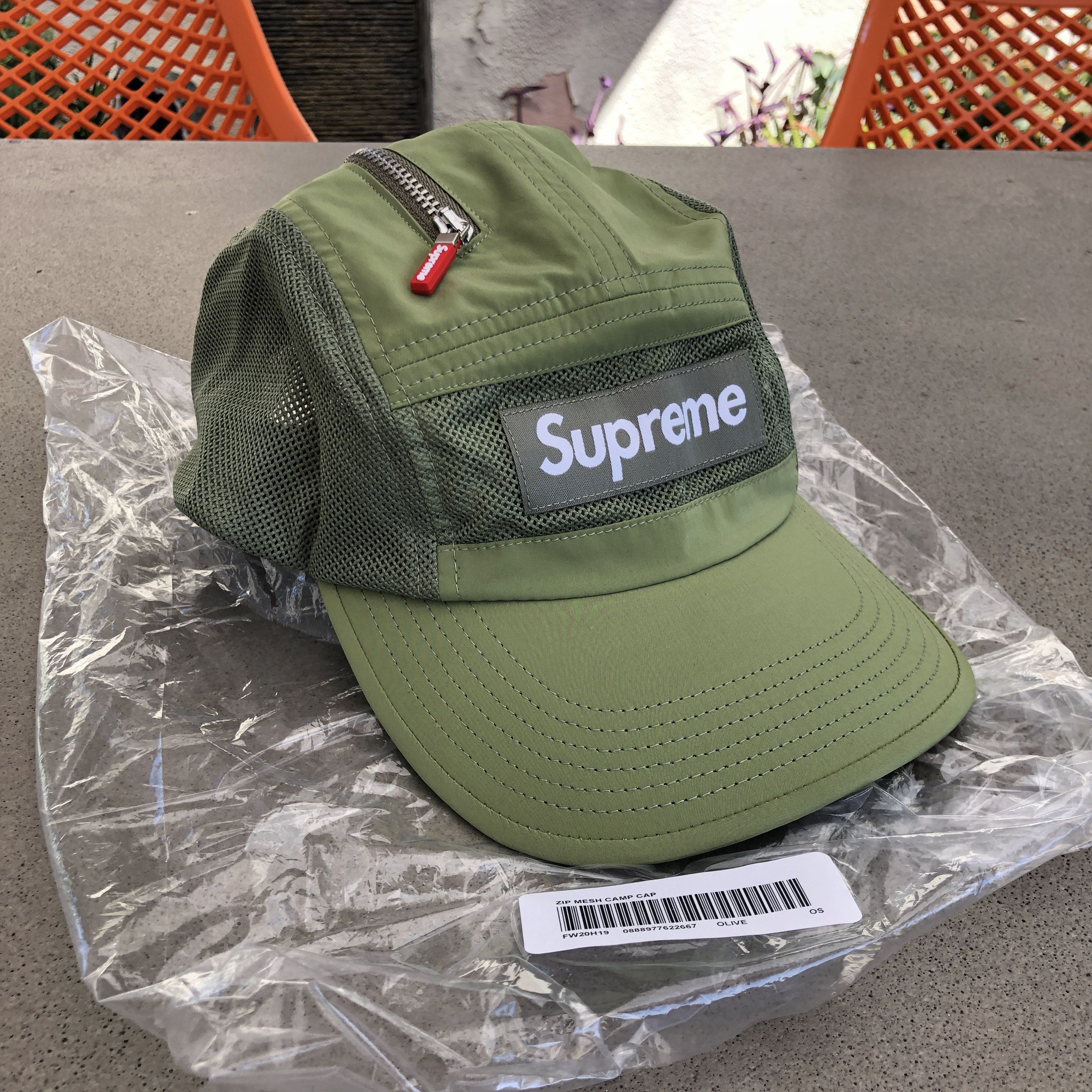 Supreme Zip Mesh Camp Cap - Black