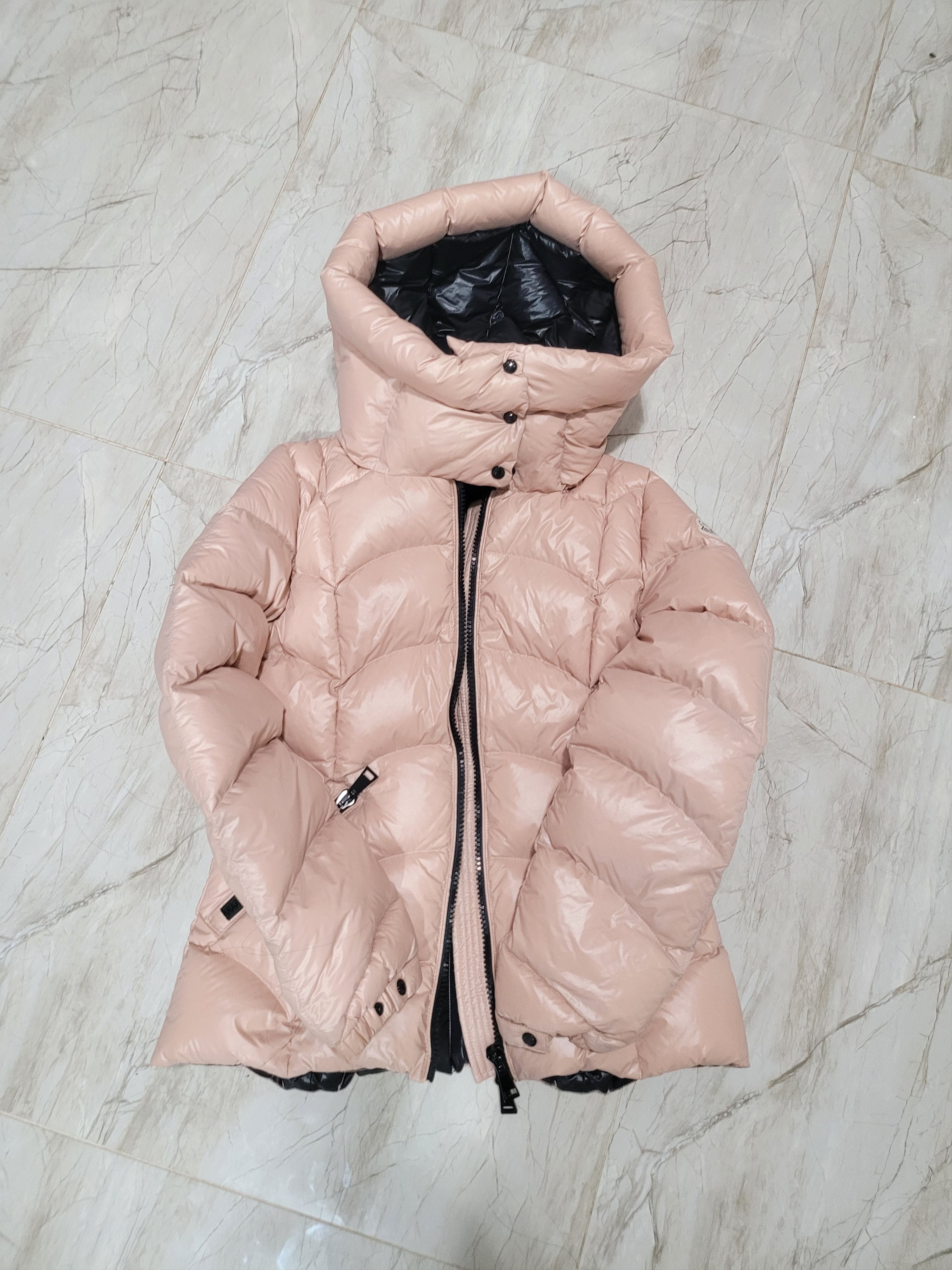 Moncler sales akebia jacket