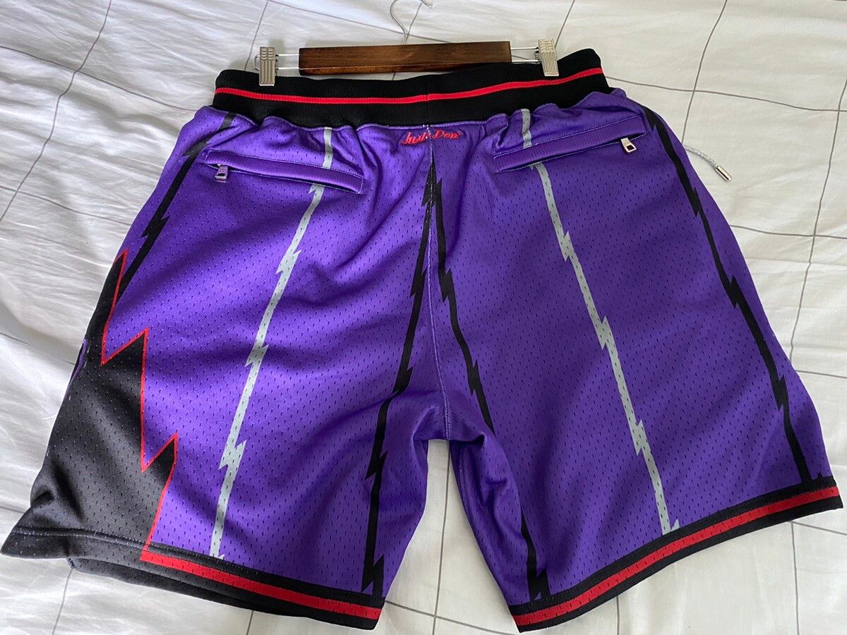 Just Don New Just Don x Mitchell & Ness Toronto Raptors NBA Shorts Size US 34 / EU 50 - 2 Preview