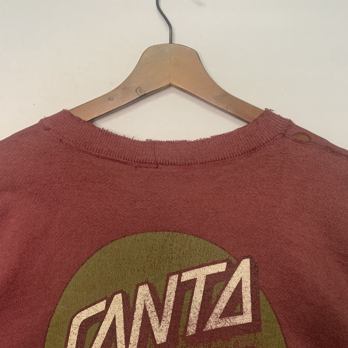 Santa Cruz Skateboards 💥DISTRESSED!! Santa Cruz Skate Gang Big Logo Back Crewneck Size US XL / EU 56 / 4 - 12 Thumbnail