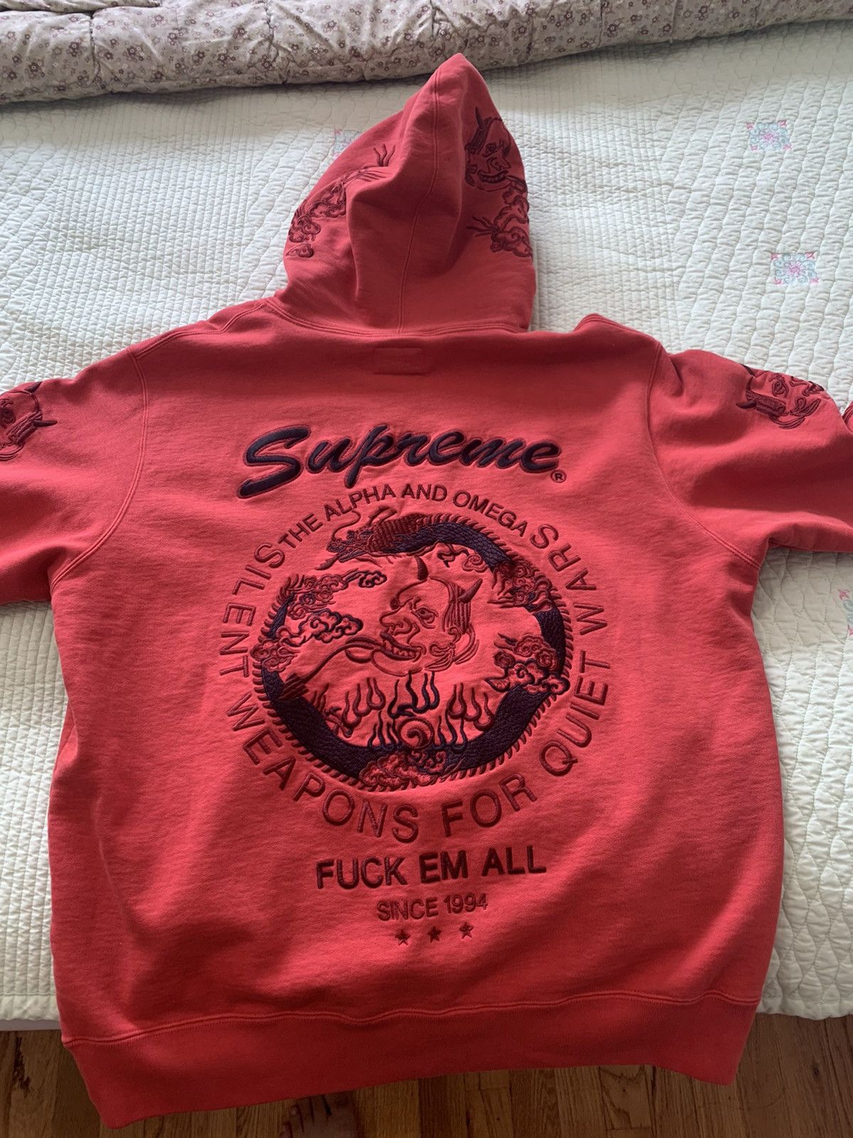 Supreme dragon hoodie store