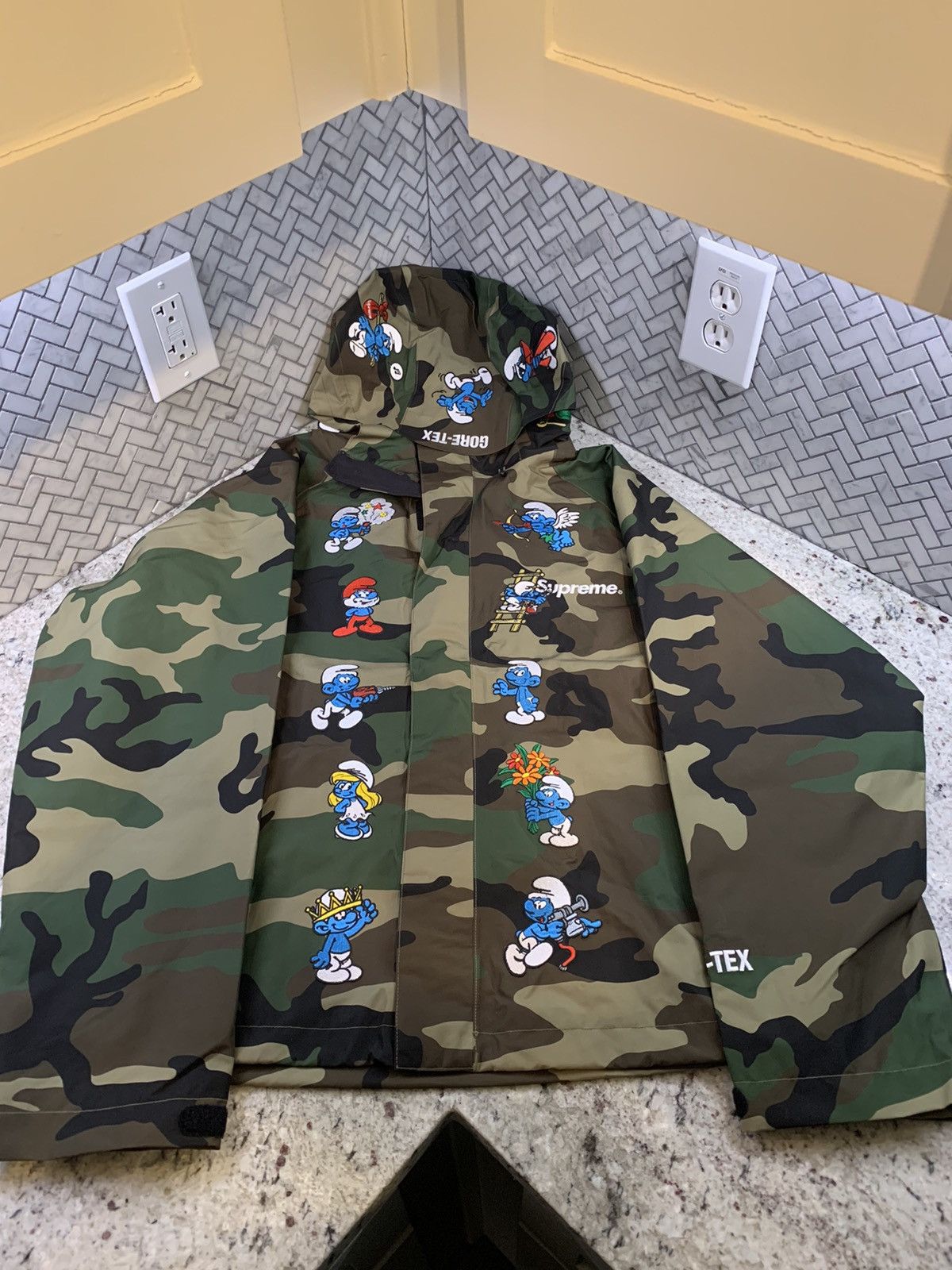 Goretex × Supreme Supreme Smurfs GORE-TEX Shell Jacket Camo | Grailed