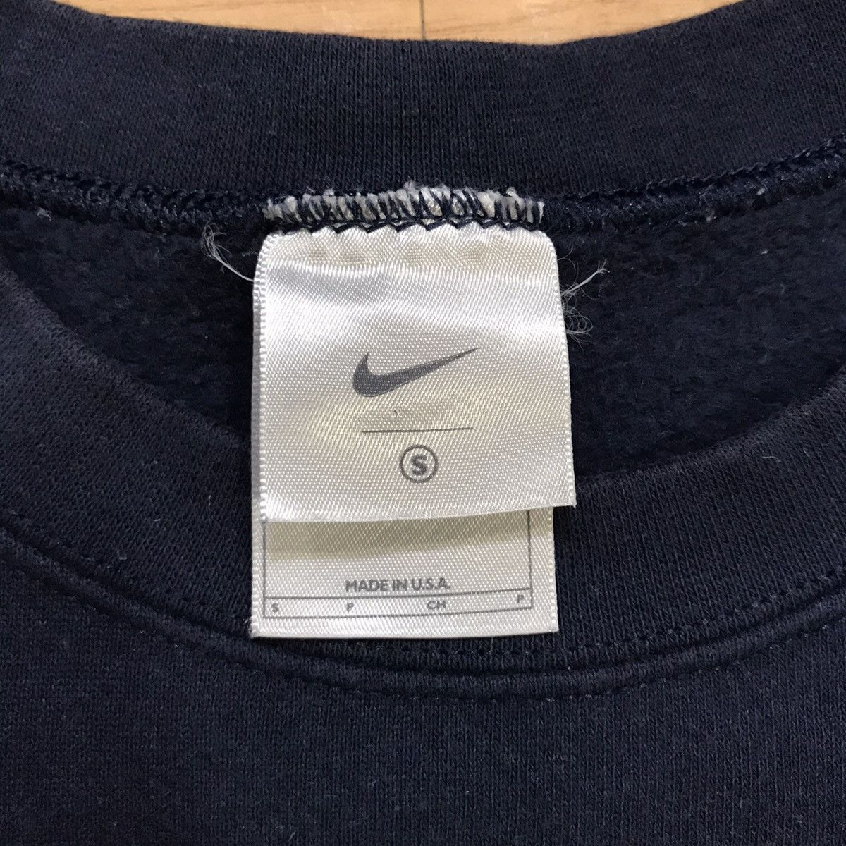 Nike × Vintage Nike Honolulu Crewneck Sweatshirt Size US S / EU 44-46 / 1 - 5 Thumbnail