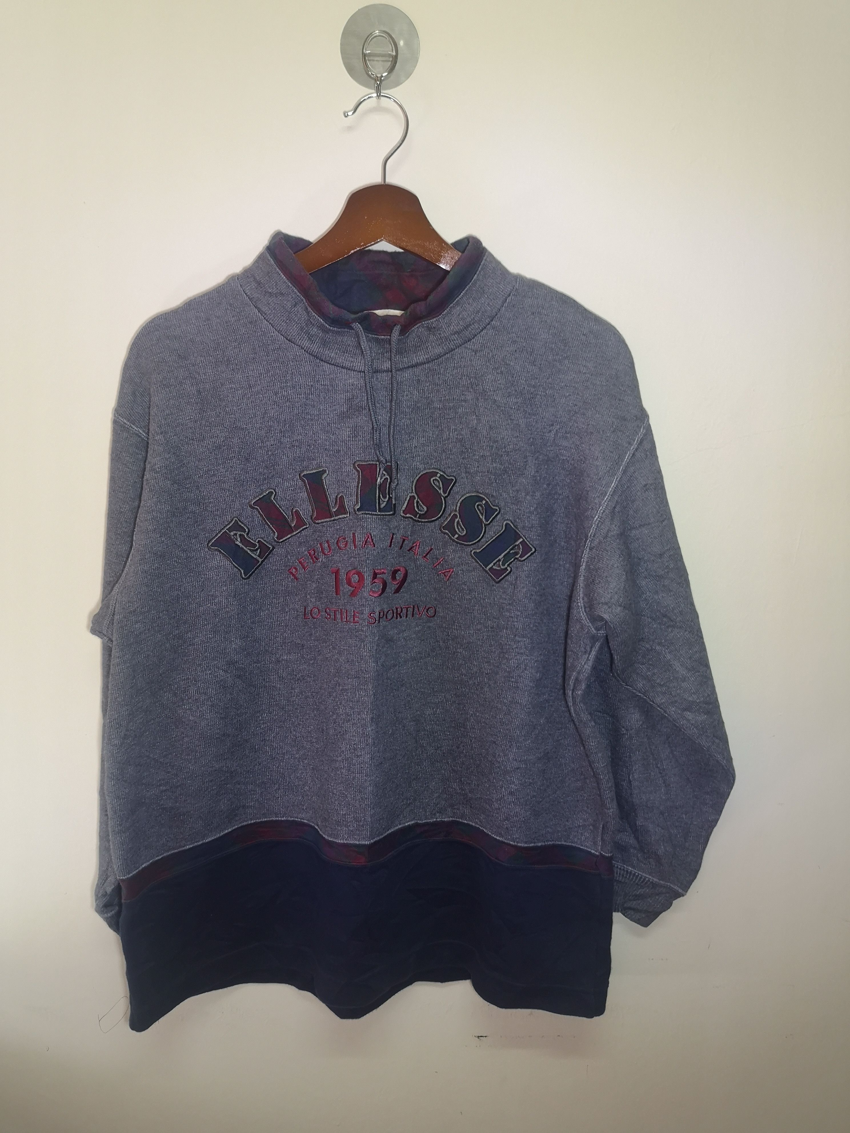 ELLESSE SWEATSHIRT