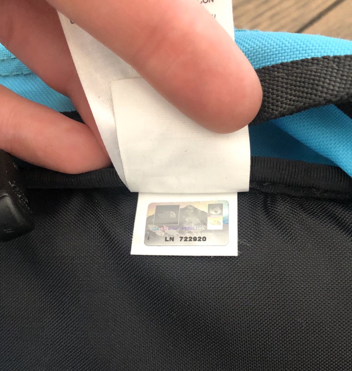 Asspizza RARE!!!! Supreme x TNF x Asspizza Expedition Flags Backpack Size ONE SIZE - 15 Thumbnail