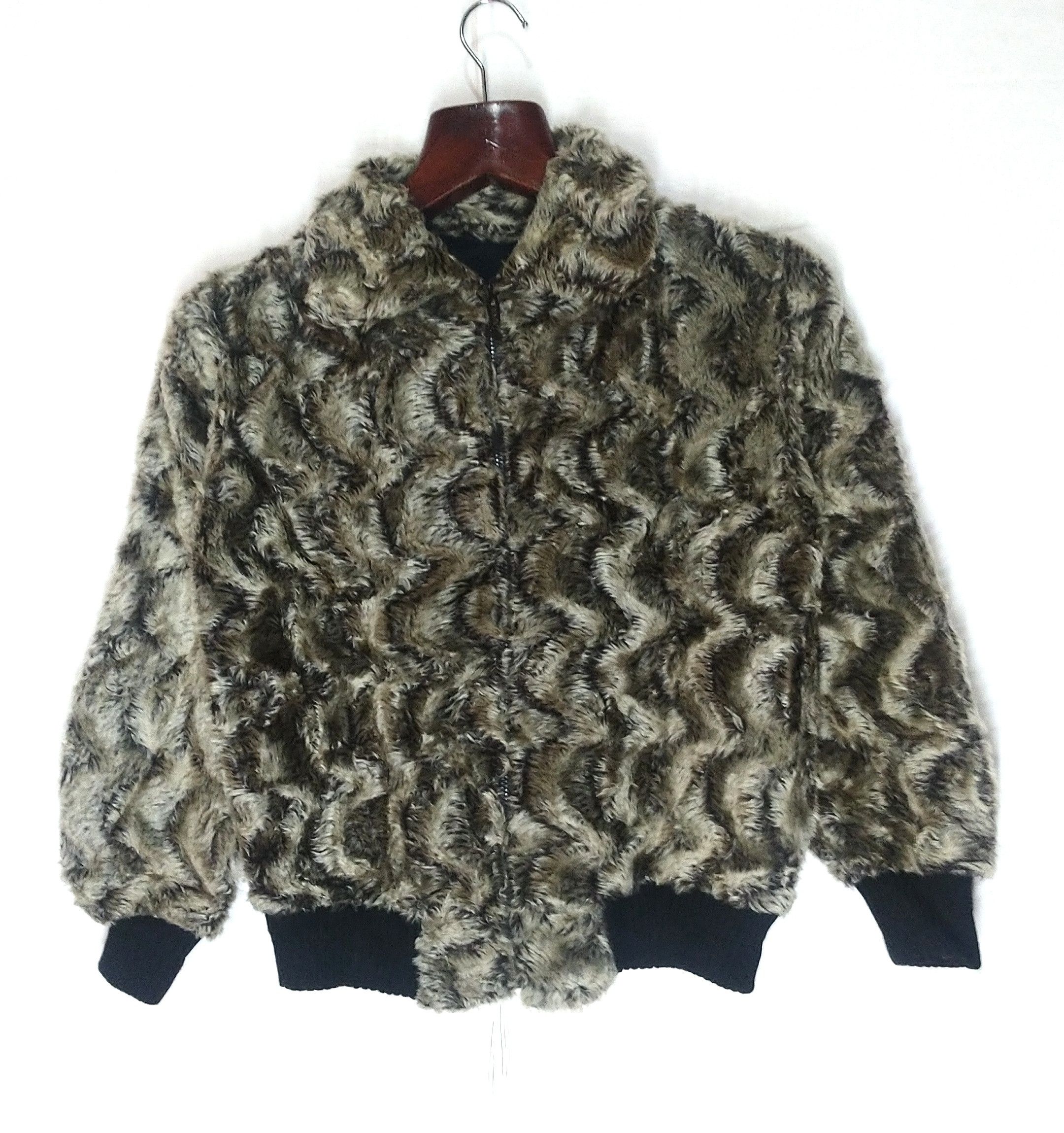 Japanese Brand Avant garde japanese brand fur sherpa jacket Size US S / EU 44-46 / 1 - 1 Thumbnail