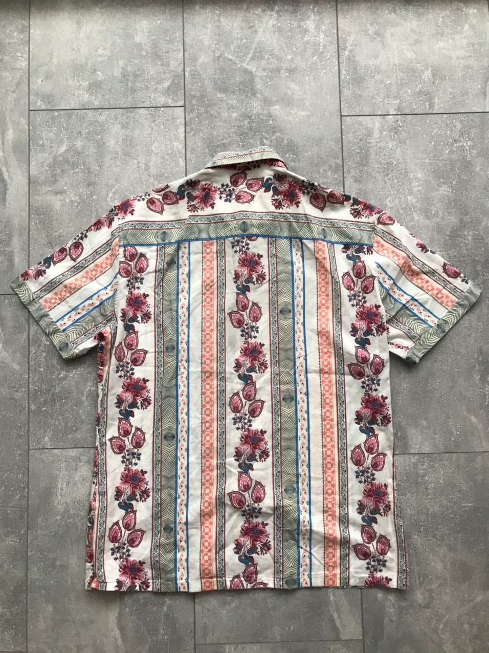 H&M × Matthew Williamson Matthew Williamson x H&M flower man shirt Rare Size US L / EU 52-54 / 3 - 7 Thumbnail